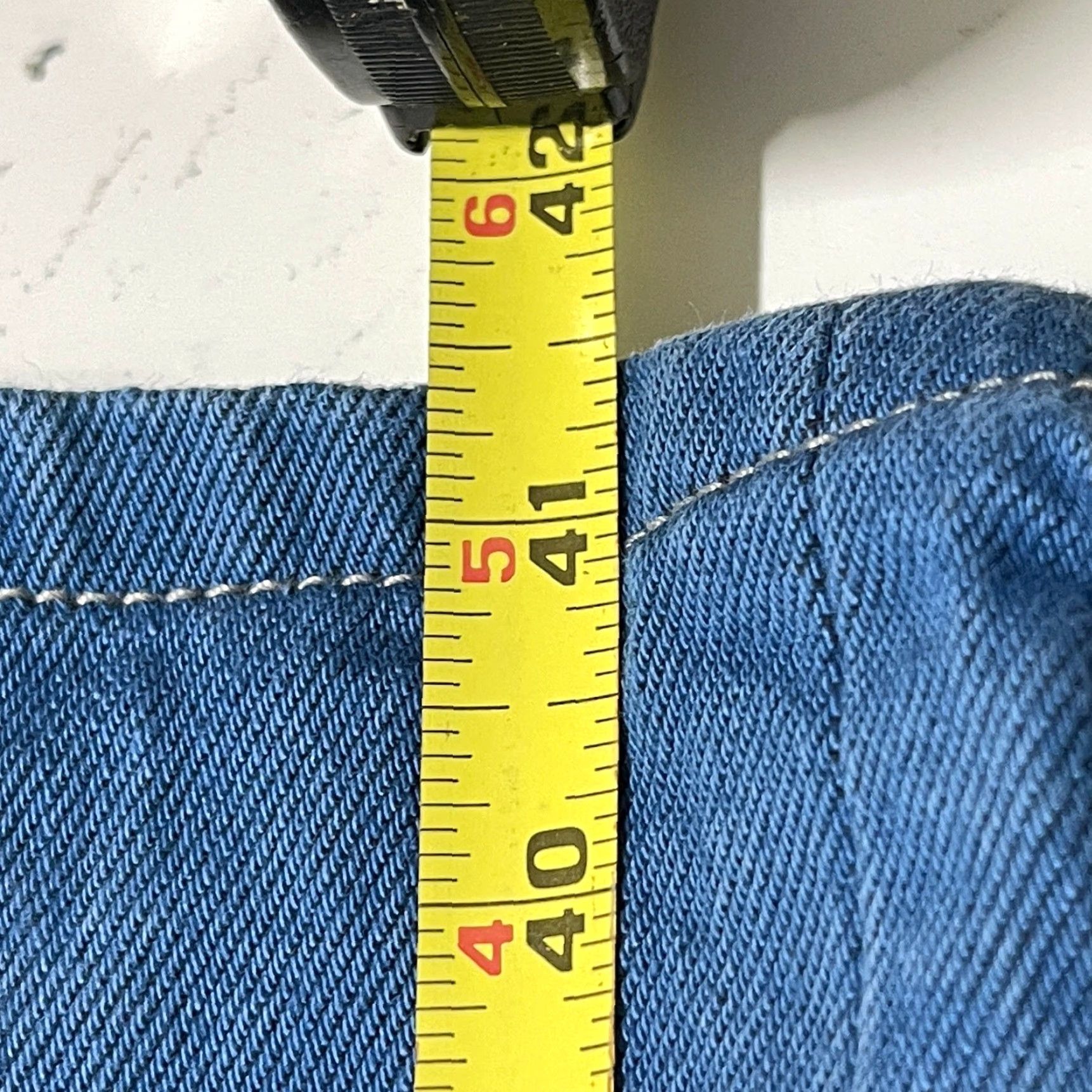 Levi's Levis 501 Jeans 44x32 Blue High Rise Button Fly 100 Cotton Straight Leg Size US 44 / EU 60 - 7 Thumbnail