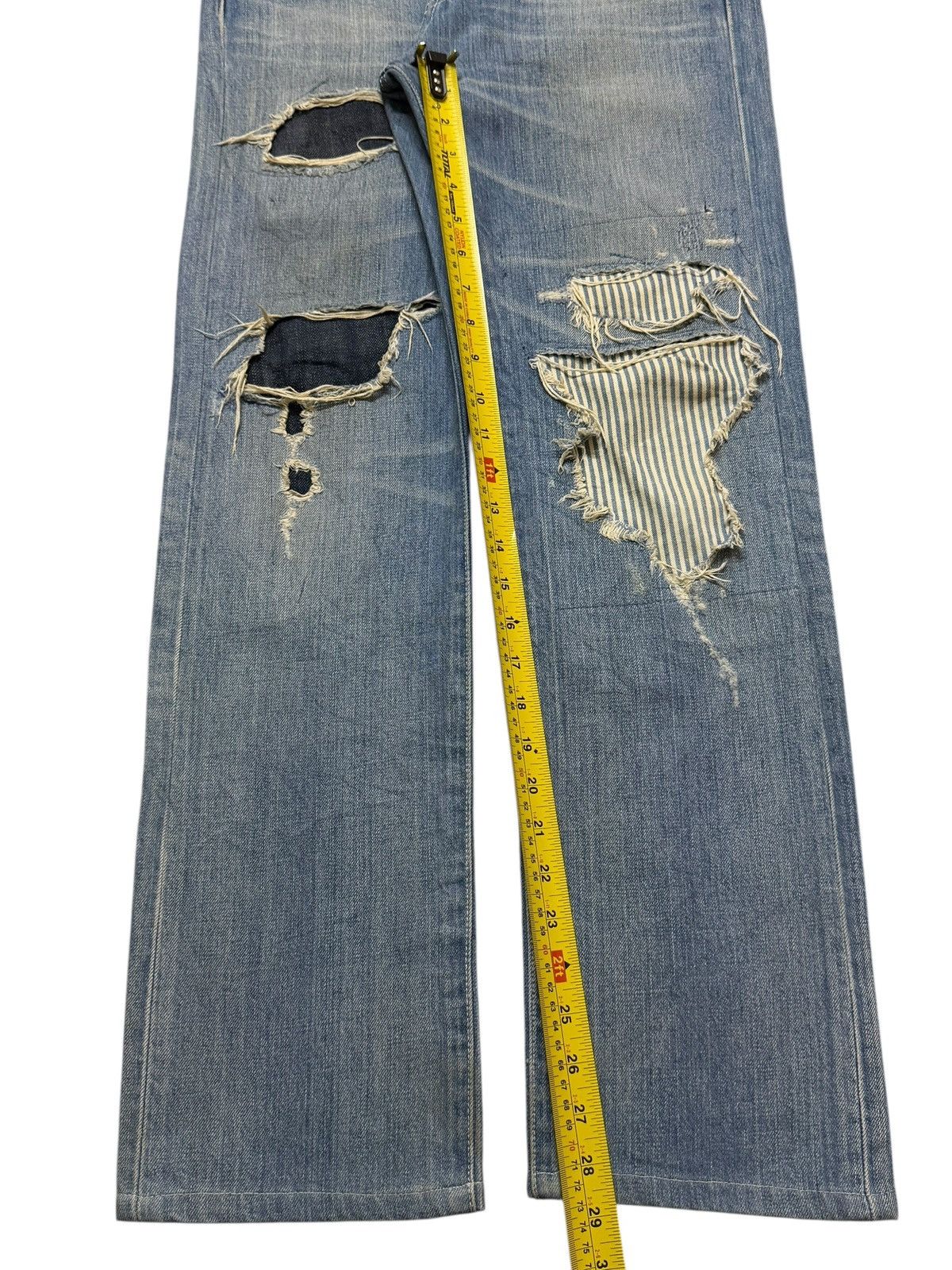 Levi's Vintage Levis 501 Blue Faded Distressed Patch Straight Leg Size US 29 - 11 Thumbnail