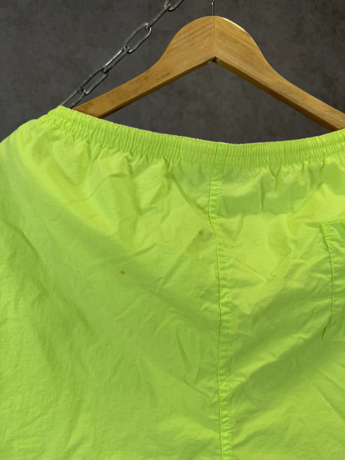 Nike Nike vintage swoosh made in Taiwan nylon shorts Size US 34 / EU 50 - 7 Thumbnail