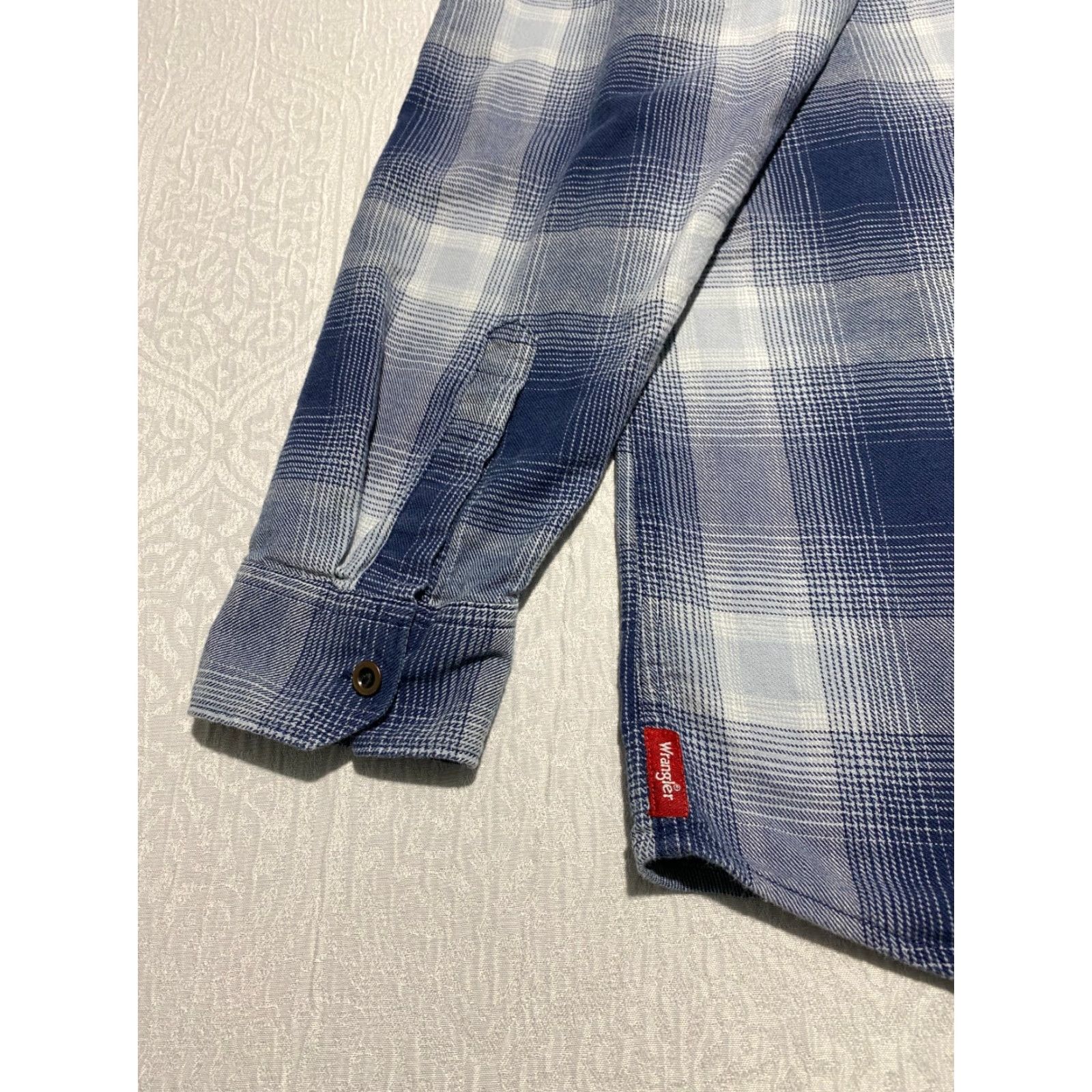 Wrangler Wrangler Shirt Mens XL Blue Plaid Casual Western Cowboy Long Sleeve Shirts Button-Up Pocketed Size US XL / EU 56 / 4 - 7 Thumbnail