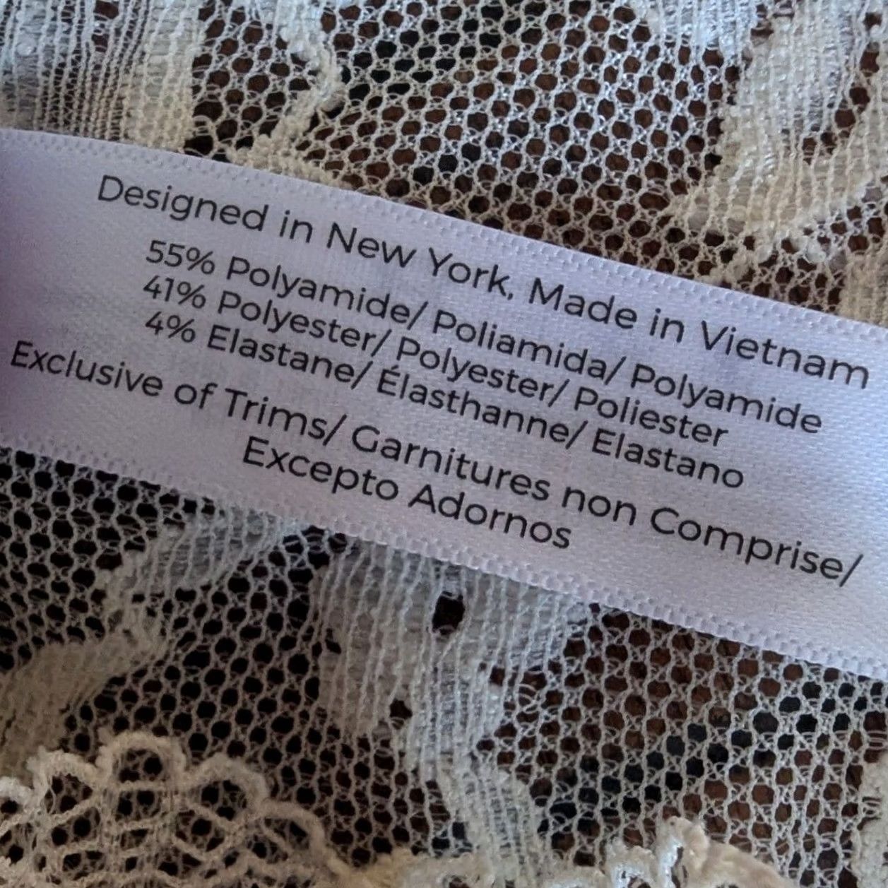 Vintage Adore Me Camisole Top Ivory Floral Sheer V-Neck Womens S Coquette Bridal Size S / US 4 / IT 40 - 8 Thumbnail