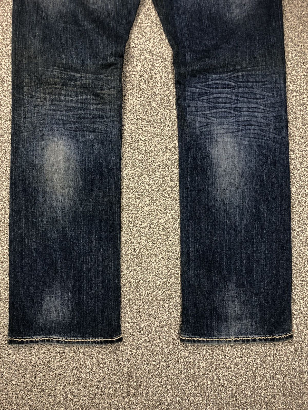 If Six Was Nine × Japanese Brand × Vintage Buffalo David Bitton Relaxed Straight Stretch Jeans Size US 35 - 16 Thumbnail