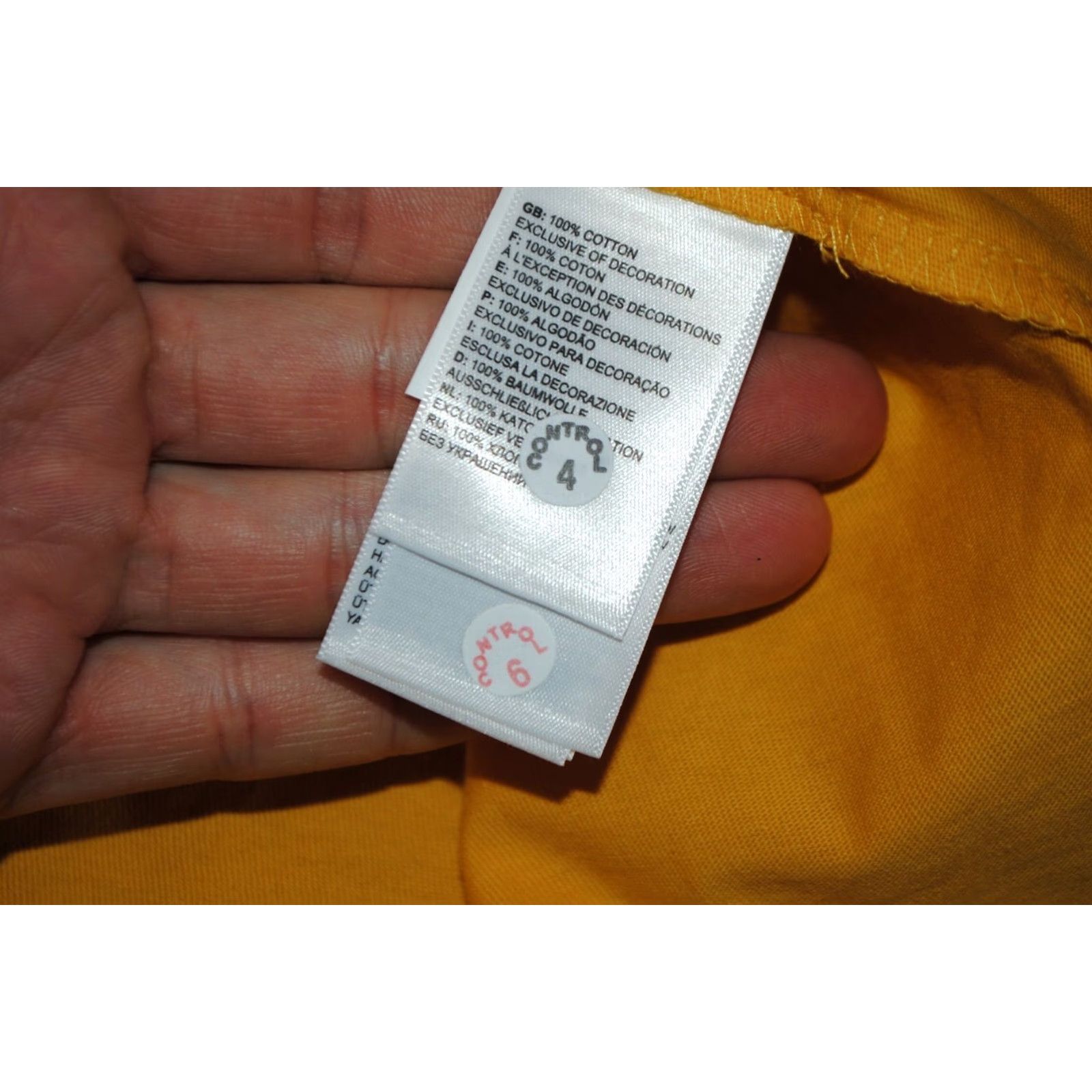 The North Face THE NORTH FACE MANCHESTER T-SHIRT YELLOW GRAPHIC CREW NECK COTTON MENS SIZE XXL Size US XXL / EU 58 / 5 - 5 Thumbnail