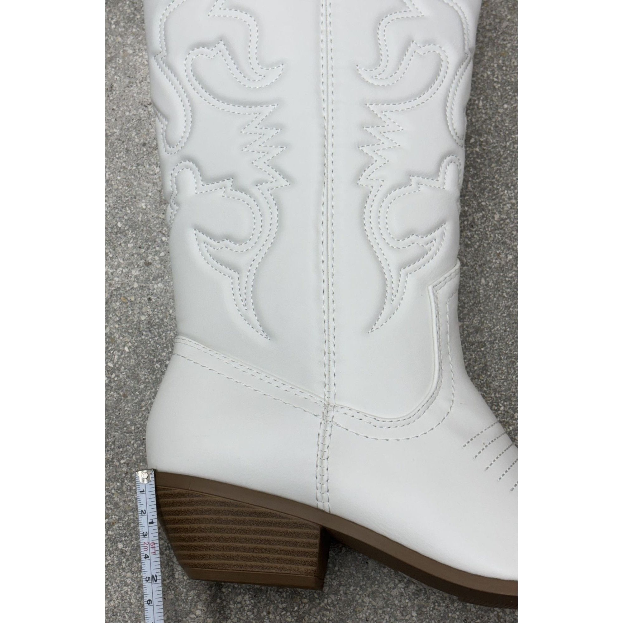 Other SODA / Reno / White / Embroidered / Western Cowgirl Boots / Size US 10 / IT 40 - 9 Thumbnail