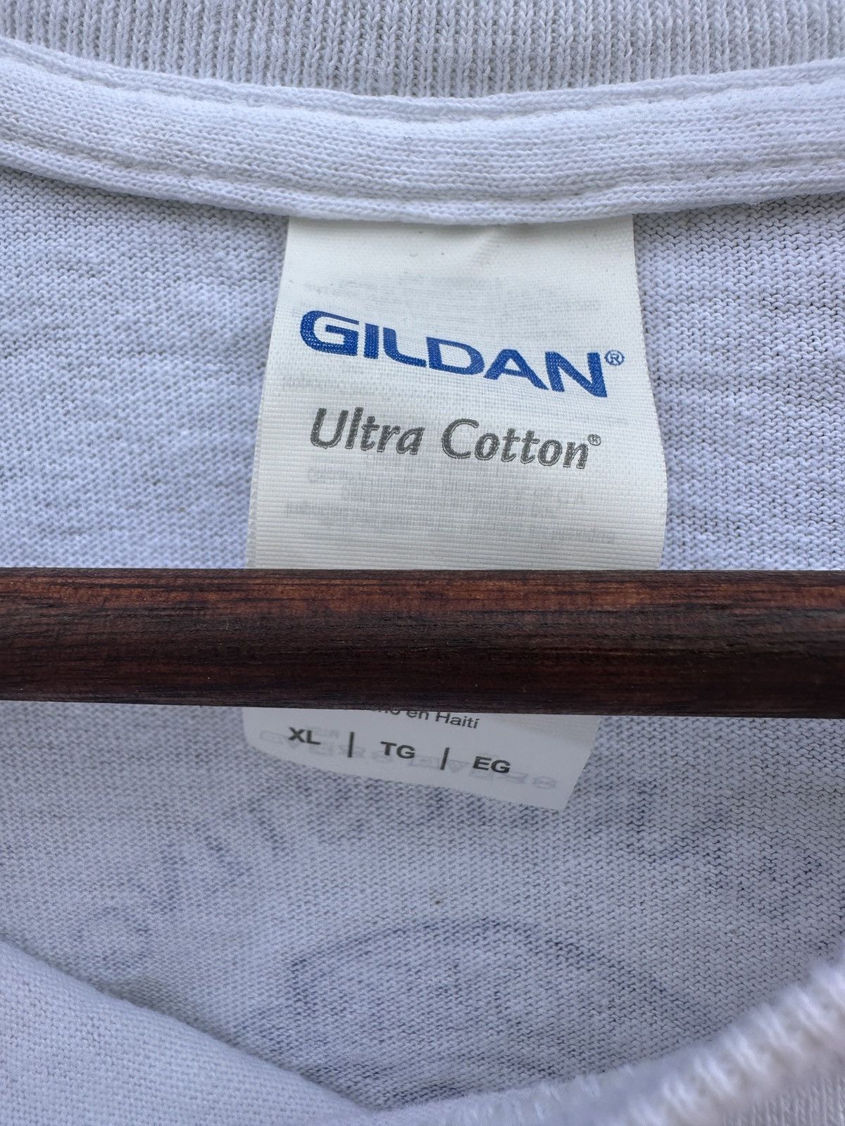 Gildan × Vintage Vintage 2018 Lions Statue Of Liberty White Graphic T Shirt Size US XL / EU 56 / 4 - 2 Thumbnail