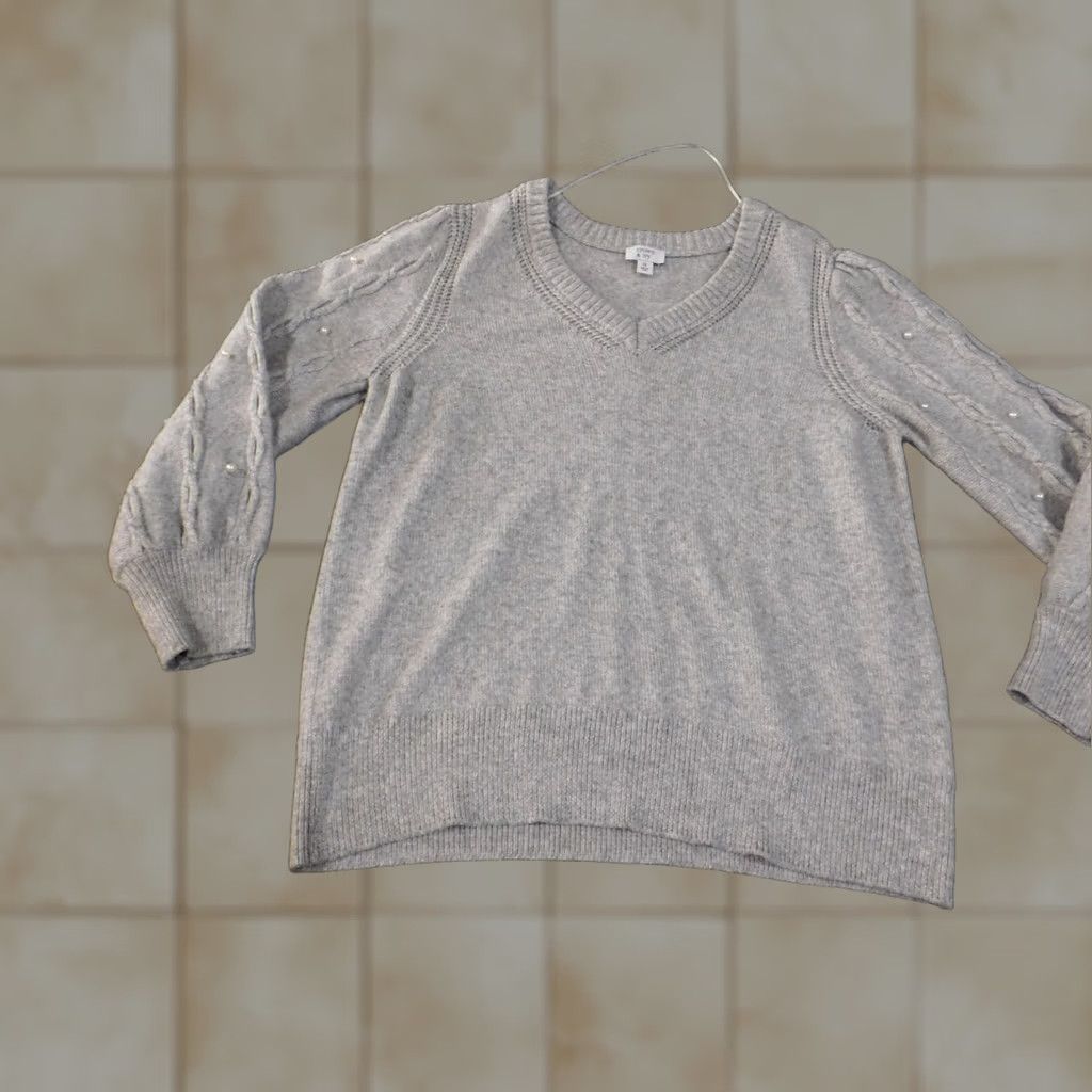 Vintage Crown & Ivy Sweater 1X Gray Beaded Cable-Knit Raglan Sleeve Pullover Womens Knit Polyester Viscose Crew Neck Casual Modern Size XL / US 12-14 / IT 48-50 - 1 Thumbnail