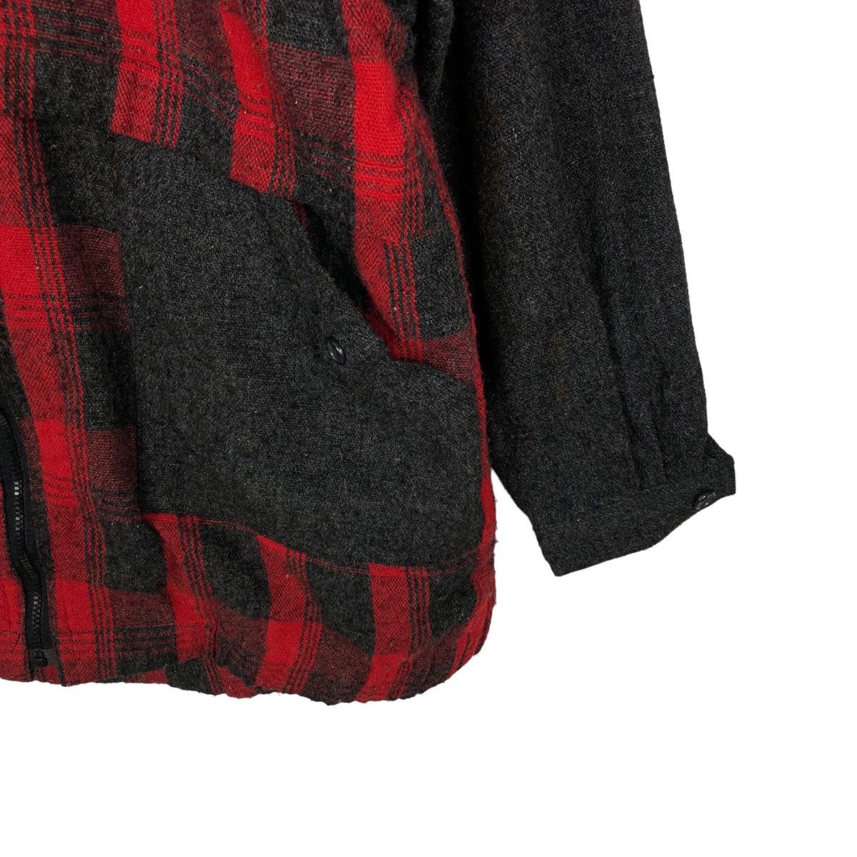 Japanese Brand PUNK WEAR TARTAN DESIGN CHERRY BEAR OVERSIZED JACKET Size US L / EU 52-54 / 3 - 4 Thumbnail