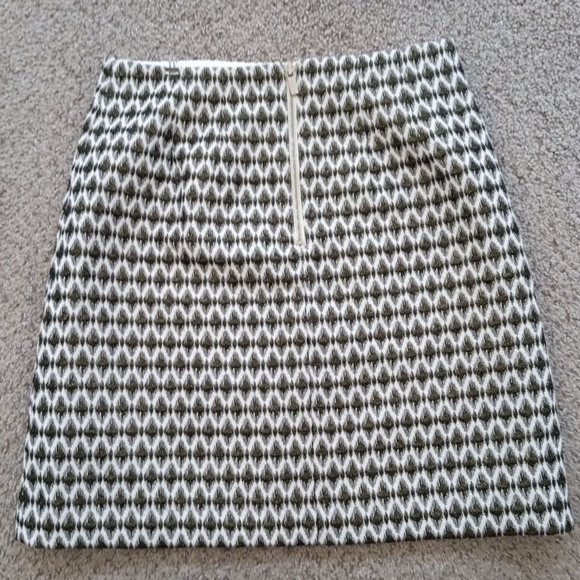 Loft LOFT Skirt Short A-Line Lined Silver Geometric Cotton Polyester Size 2 Women Size 26" / US 2 / IT 38 - 6 Thumbnail