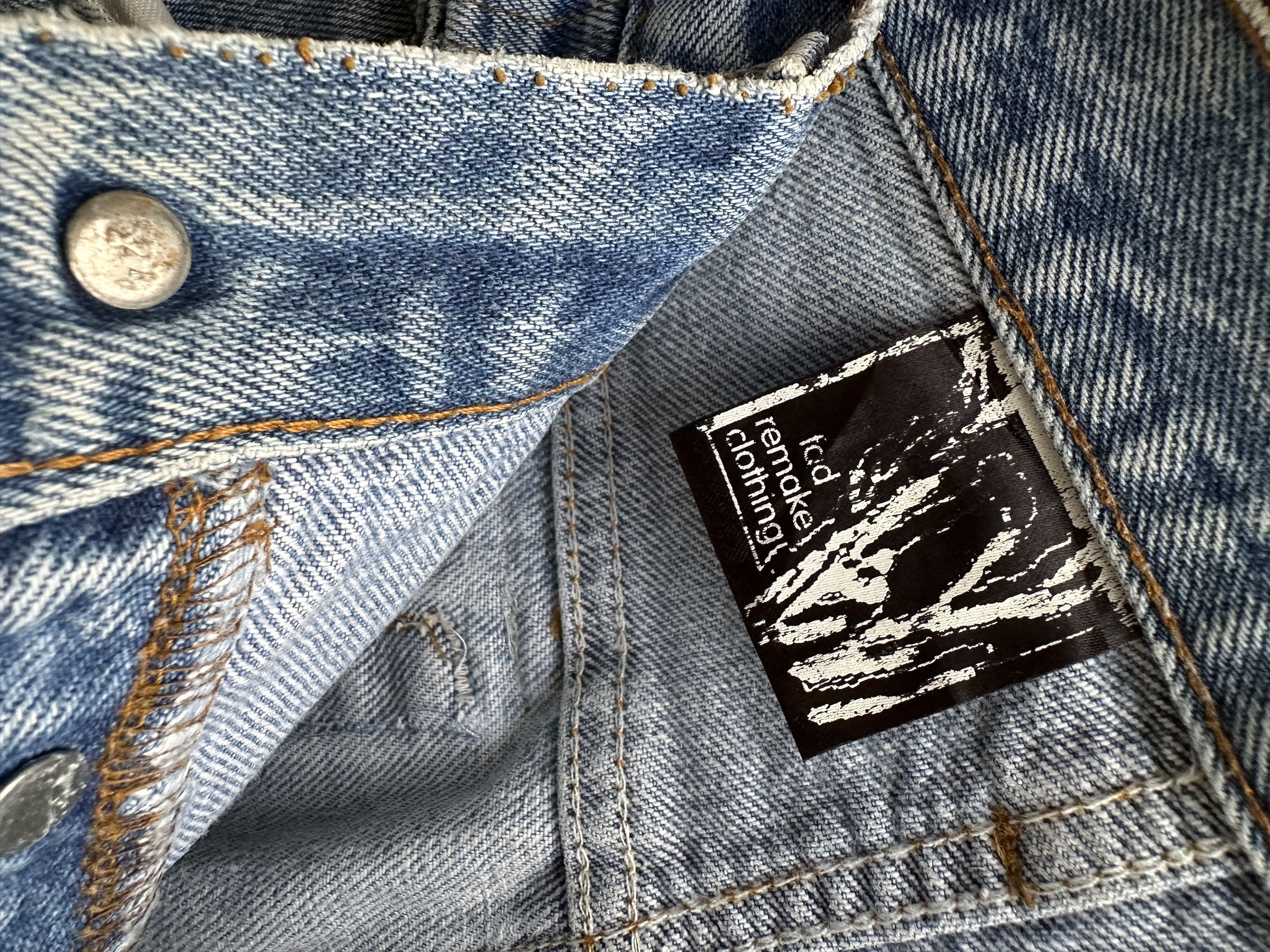 Levi's Vtg Levi’s 501 80s Distressed Rebuild Rip Kurt Cobain Jeans Size US 31 - 14 Thumbnail