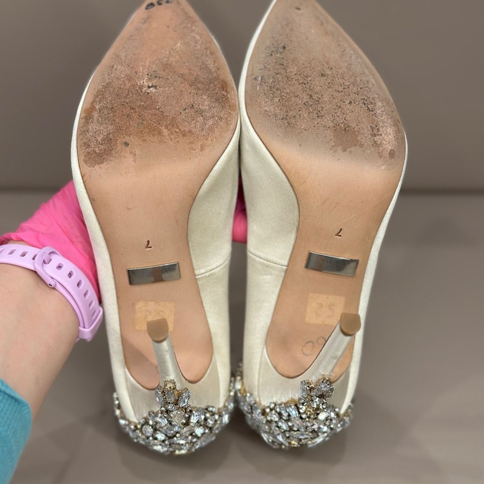 Badgley Mischka Badgley Mischka Wedding Embellished Ivory Pump Size US 7 / IT 37 - 10 Thumbnail