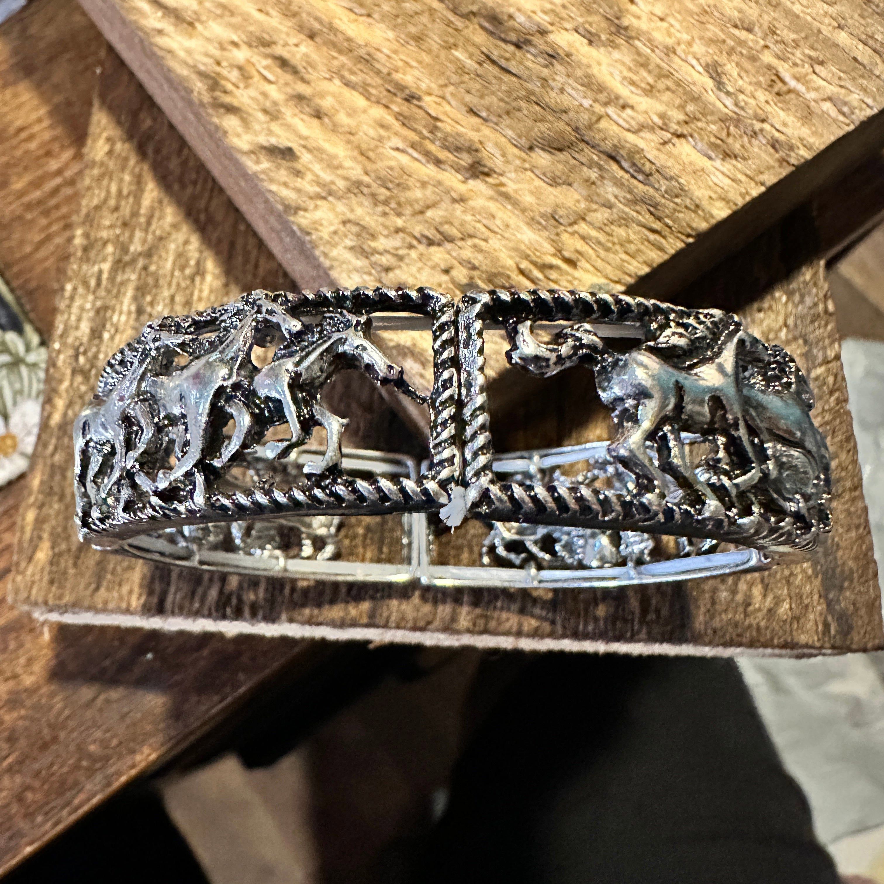 Other Boho Vintage Chic Southwestern Equestrian Horse Elastic Cuff Size ONE SIZE - 5 Thumbnail