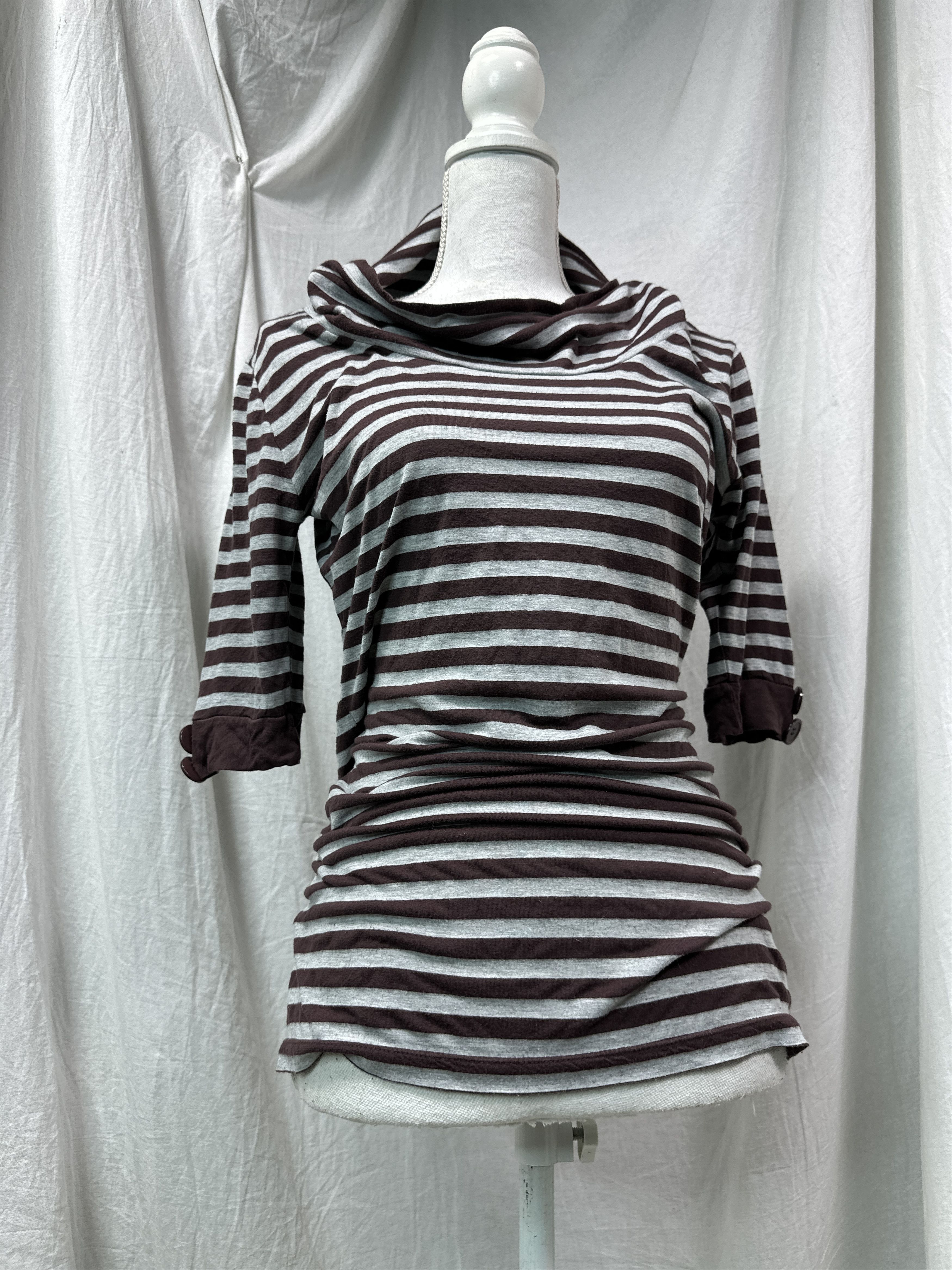 Vintage Vintage Avant Garde Grunge Striped Big Collar Top 00s Size M / US 6-8 / IT 42-44 - 1 Thumbnail
