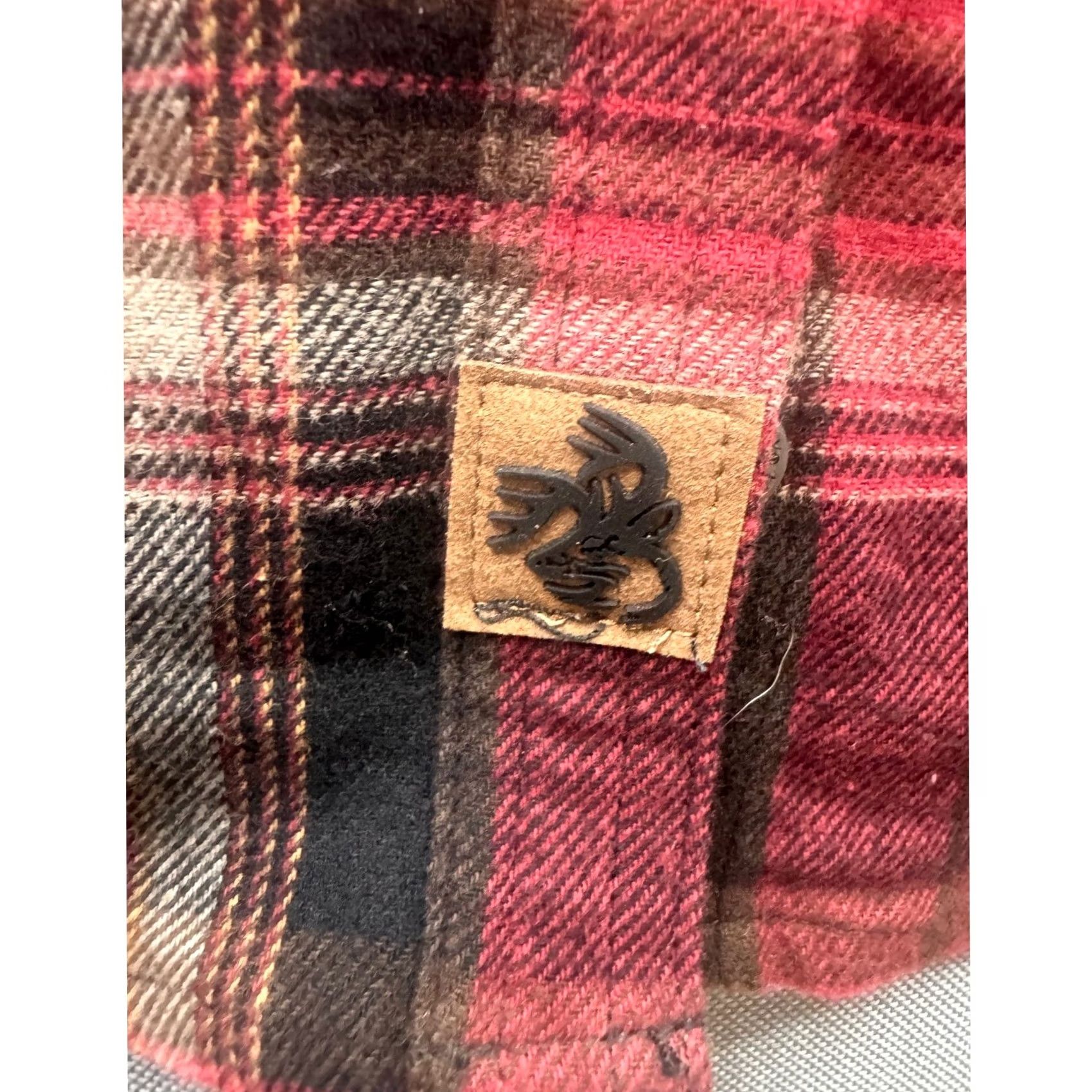 Vintage Legendary Whitetails Flannel Shirt Mens Red Black Plaid Button Down Small Size US S / EU 44-46 / 1 - 7 Thumbnail