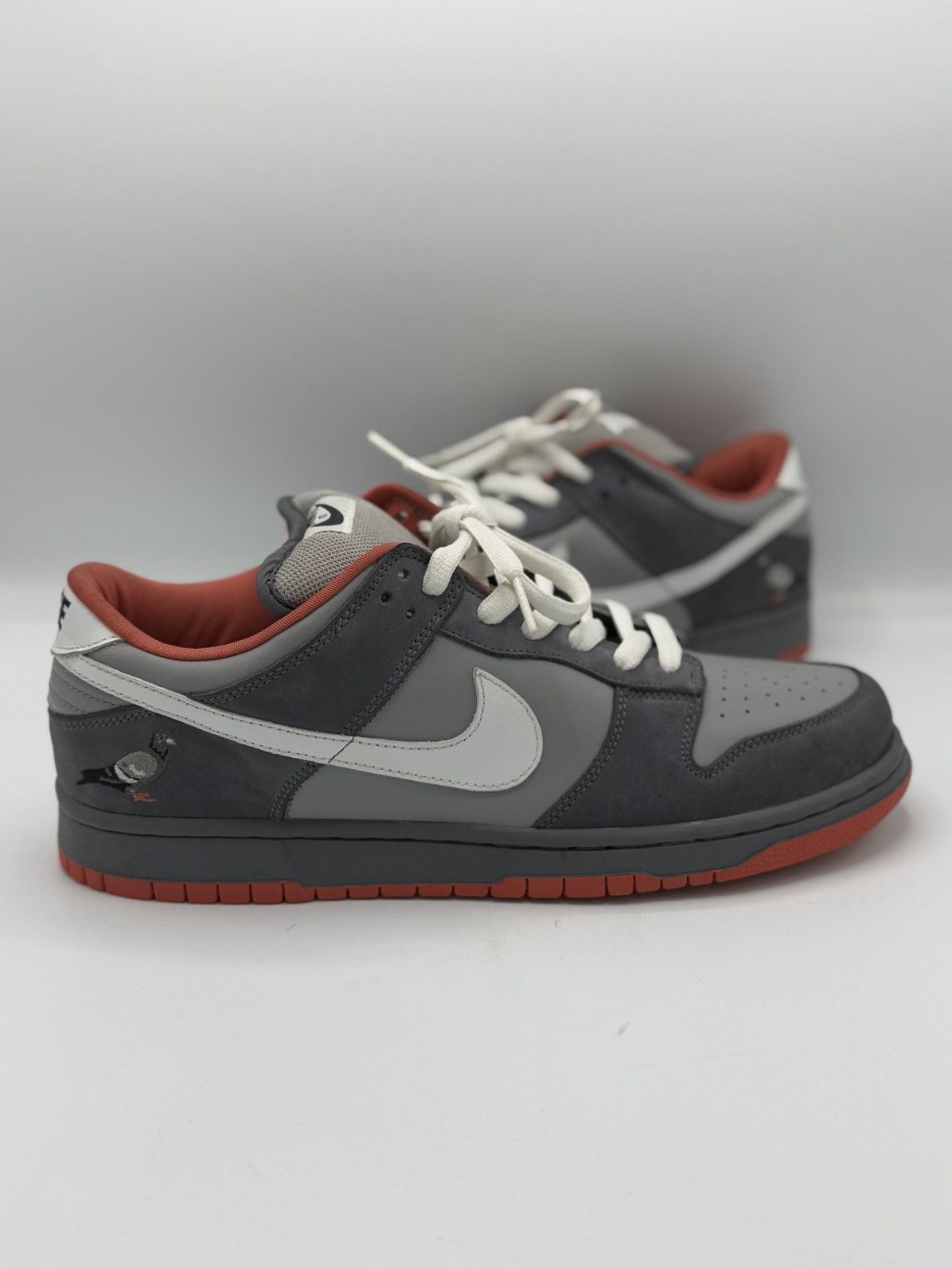 Nike SB Nike SB Dunk Low Staple NYC Pigeon Size US 12 / EU 45 - 5 Thumbnail