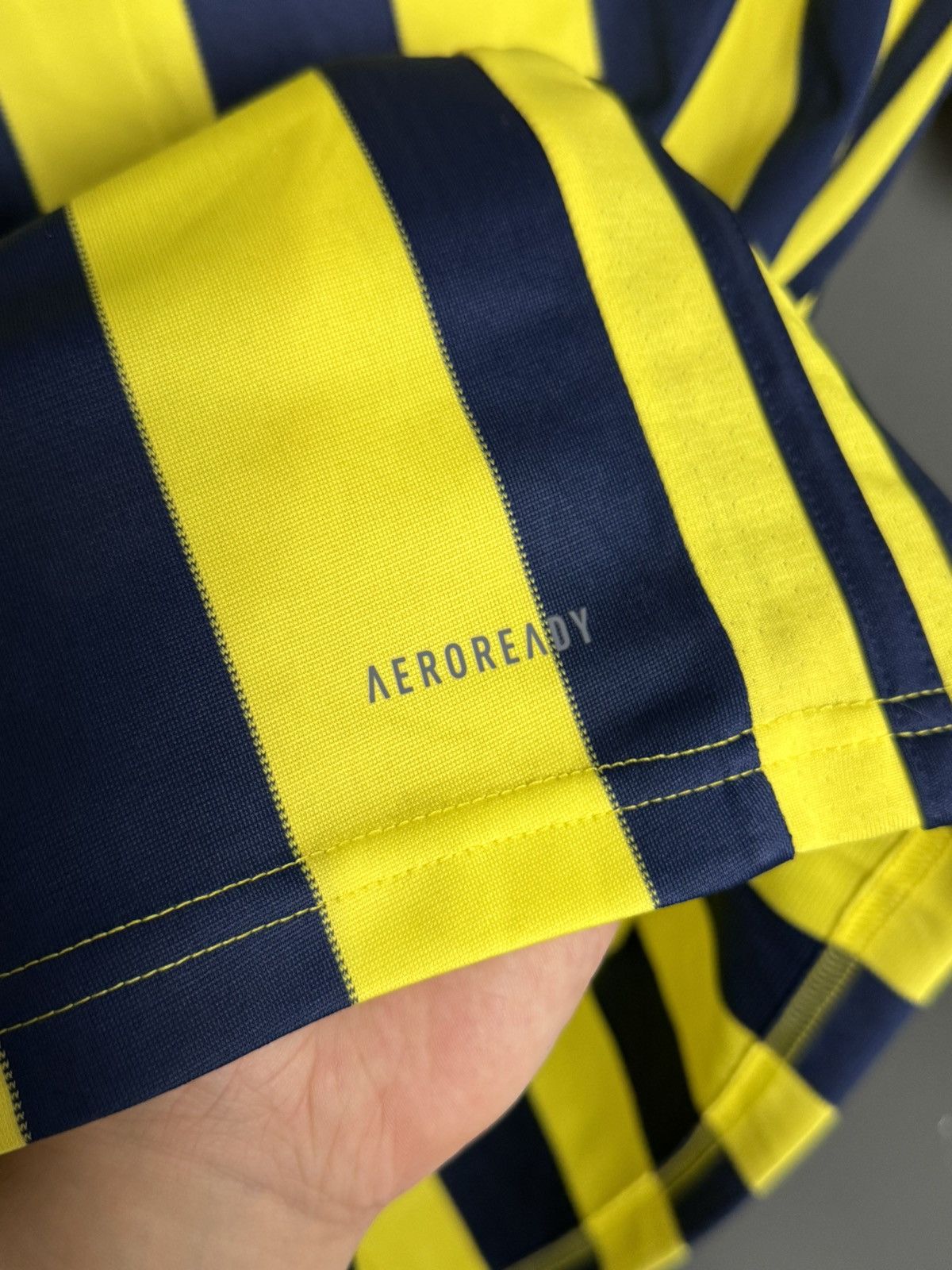 Adidas KIDS New Fenerbahce 20/21 Home Football Jersey T-Shirt Size US XS / EU 42 / 0 - 5 Thumbnail