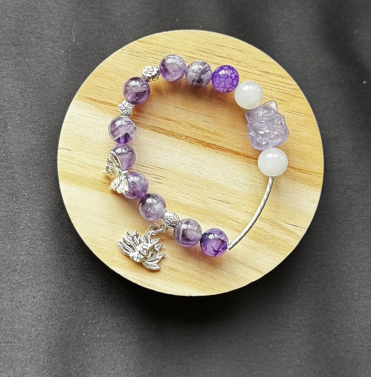 Handmade Amethyst Fox Bracelet Size ONE SIZE - 4 Thumbnail
