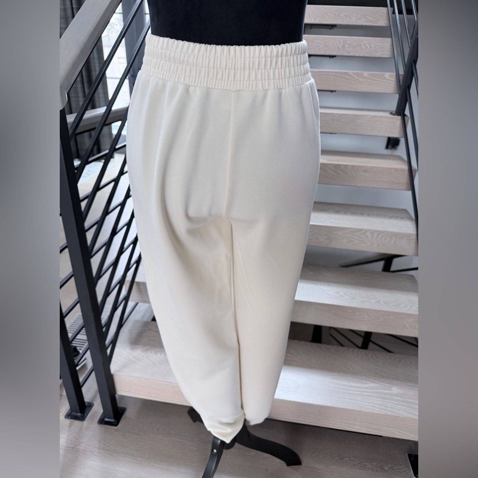 Other Slim High-Rise Cream Ponte Pants size XS/S Size 25" / US 0 / IT 36 - 8 Thumbnail