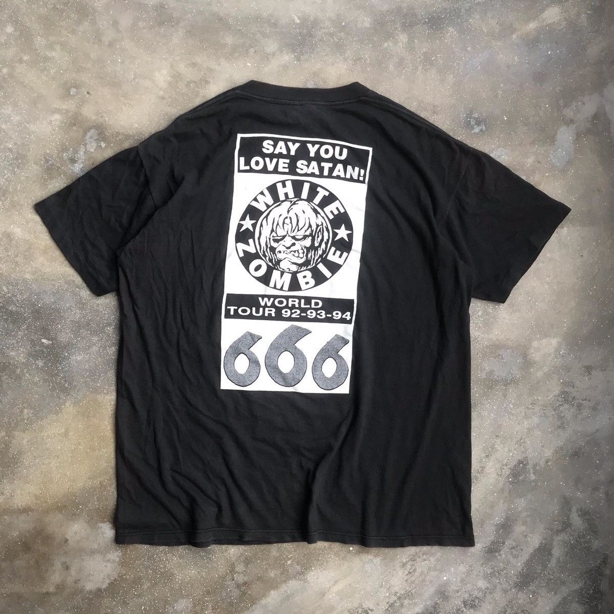 Band Tees Vintage T-Shirt White Zombie Size US L / EU 52-54 / 3 - 4 Thumbnail