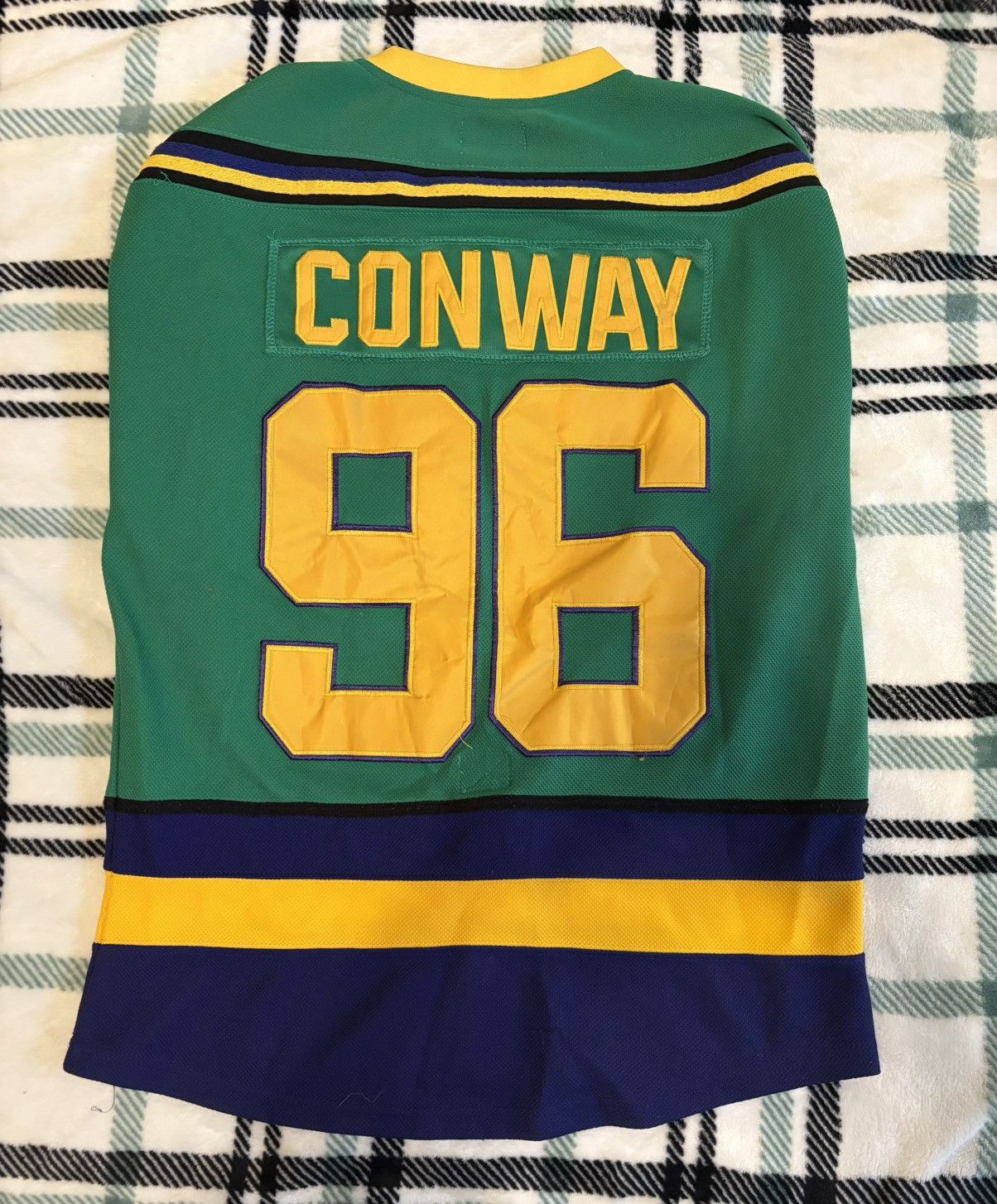 Other Charlie Conway Mighty Ducks Hockey Jersey Size US M / EU 48-50 / 2 - 2 Thumbnail