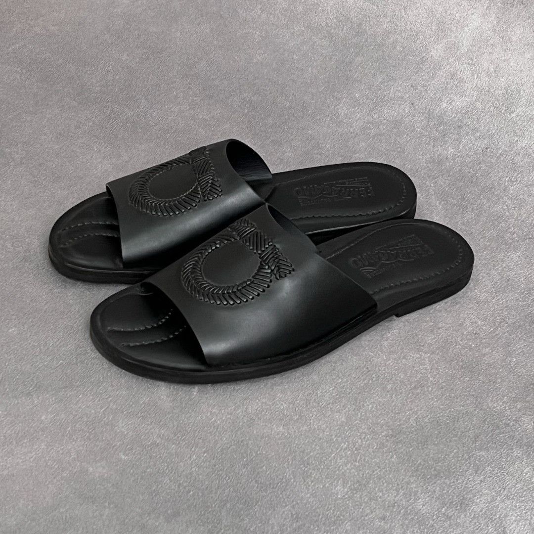 Salvatore Ferragamo Salvatore Ferragamo Casual Black Sandals 7 Men Size US 7 / EU 40 - 1 Thumbnail
