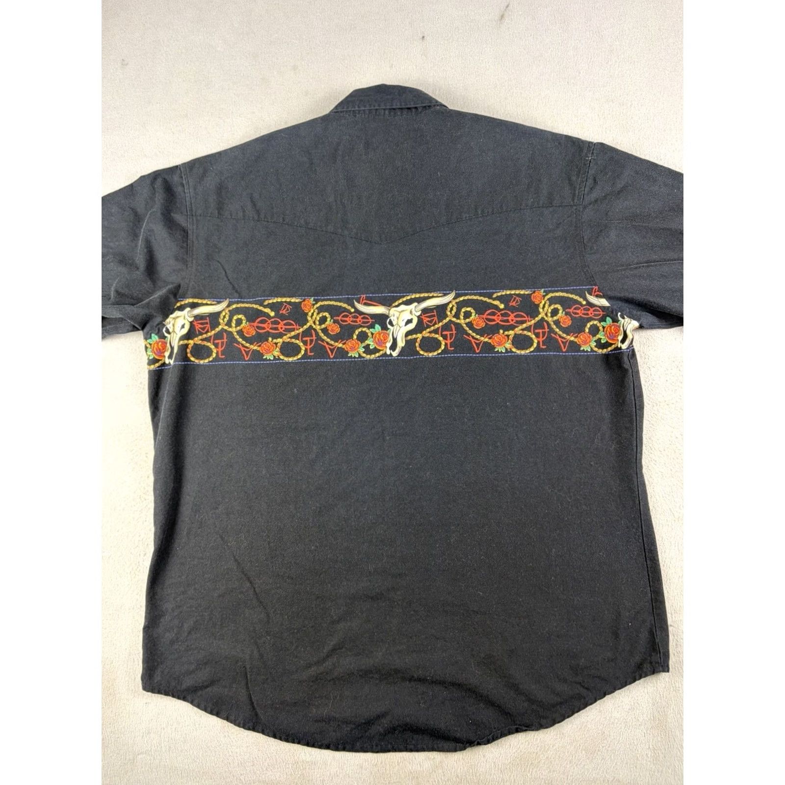 Wrangler VINTAGE Wrangler Western Shirt Button Down Pearl Snap Rose Bull Skull Horns XL Size US XL / EU 56 / 4 - 4 Thumbnail