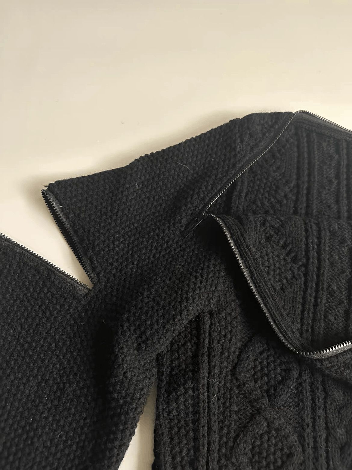 Takahiromiyashita The Soloist. Sz 46 Takahiromiyashita the Soloist Multi-zip Knitwear-2508 Size US S / EU 44-46 / 1 - 5 Thumbnail