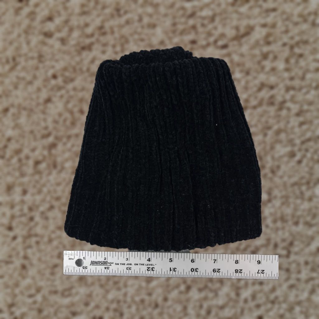 Vintage Womens Beanie Toque Black Knit One Size Acrylic Winter Outdoor Ski Hat Size ONE SIZE - 1 Thumbnail