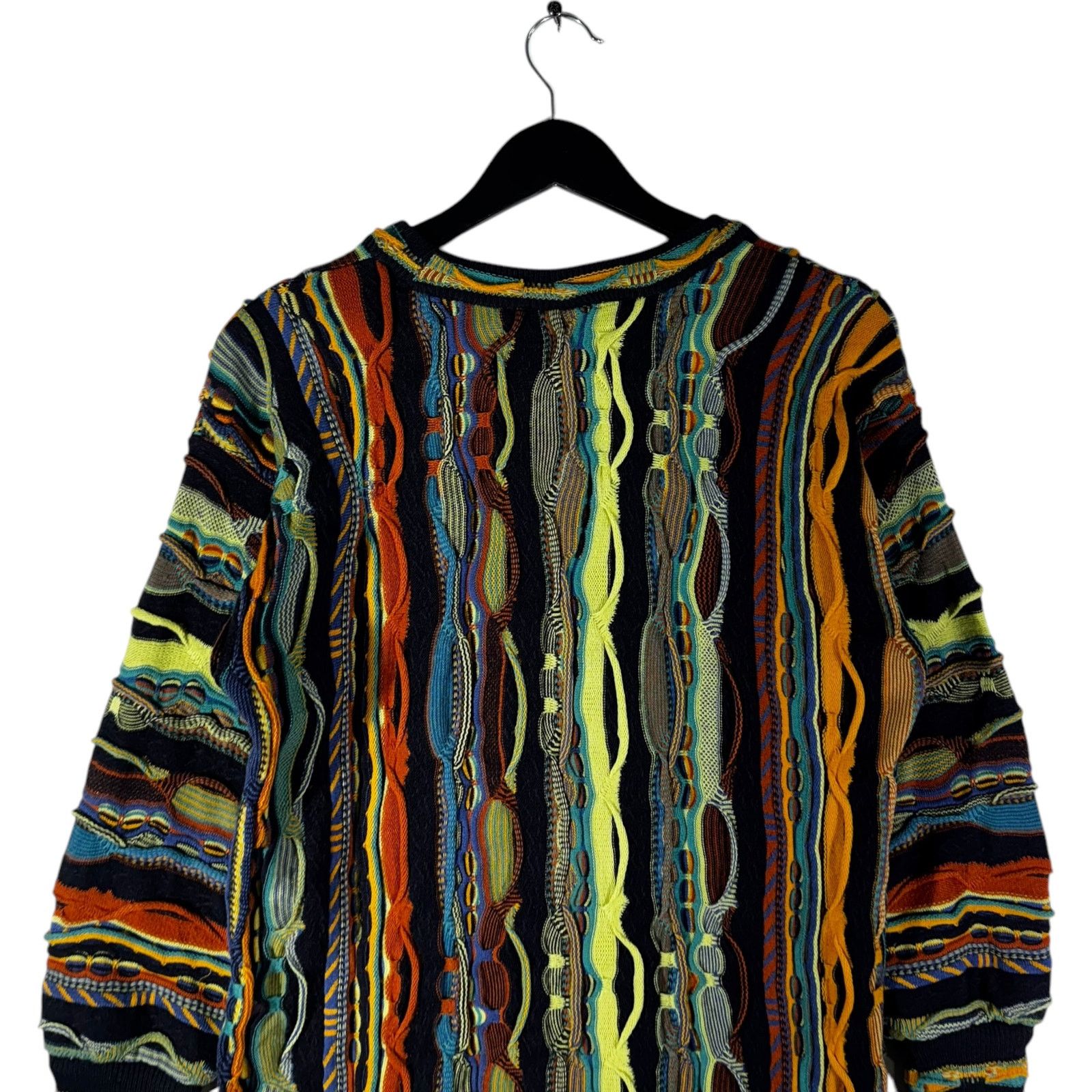 Coogi Vintage Coogi 3D Patterned Pullover Sweater Size US M / EU 48-50 / 2 - 6 Thumbnail