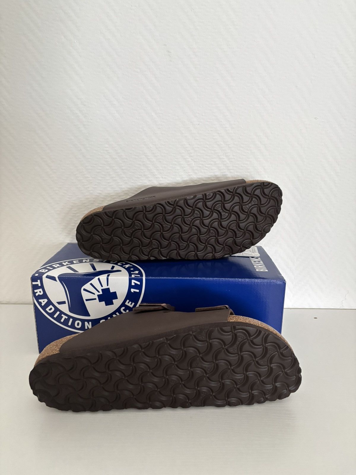 Birkenstock Birkenstock Arizona BS dark brown 41 new Size US 8 / EU 41 - 6 Thumbnail