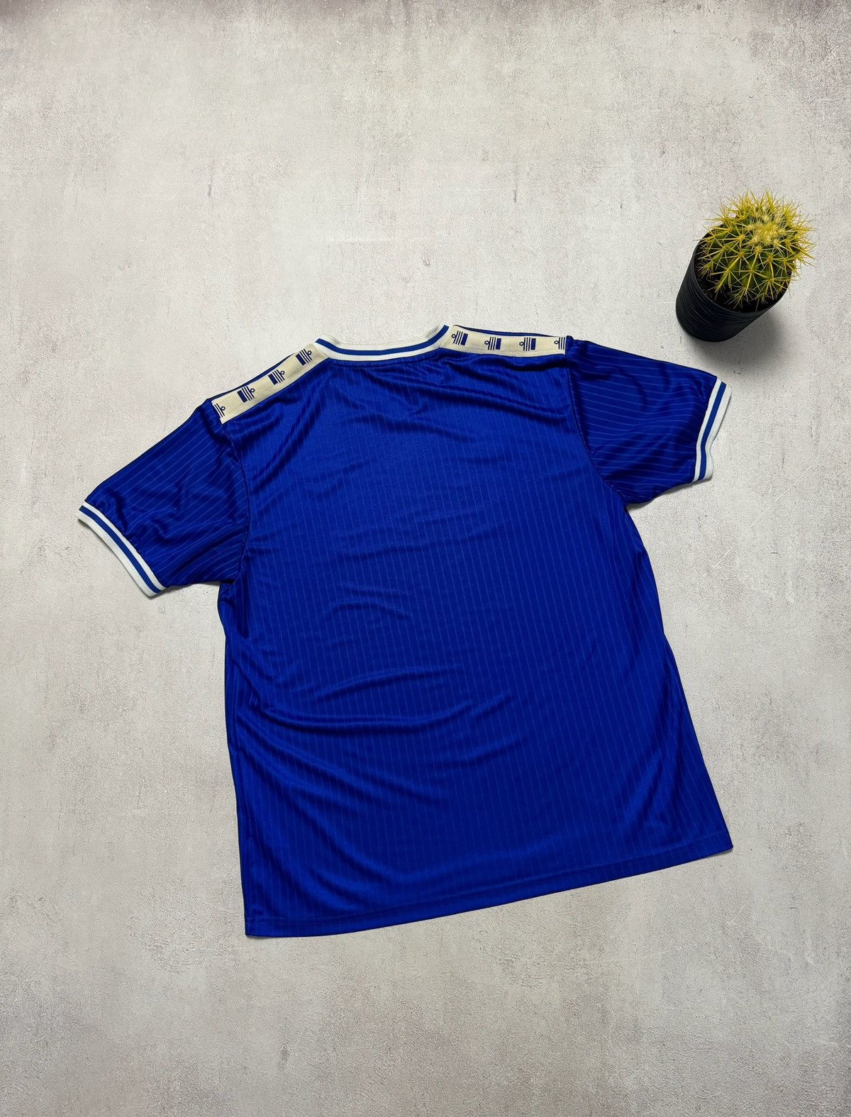 Vintage Vintage Leicester City Admiral Jersey T Shirt L Size Size US L / EU 52-54 / 3 - 8 Thumbnail