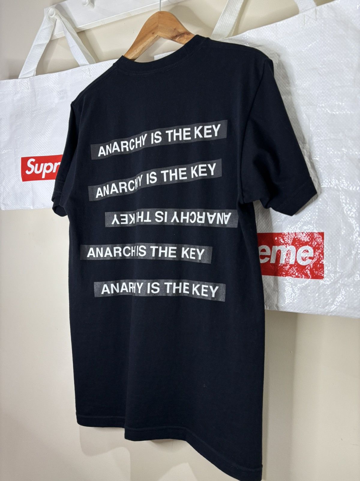 Supreme × Undercover Supreme x Undercover “Anarchy” Tee Black SS15 Size US M / EU 48-50 / 2 - 1 Thumbnail