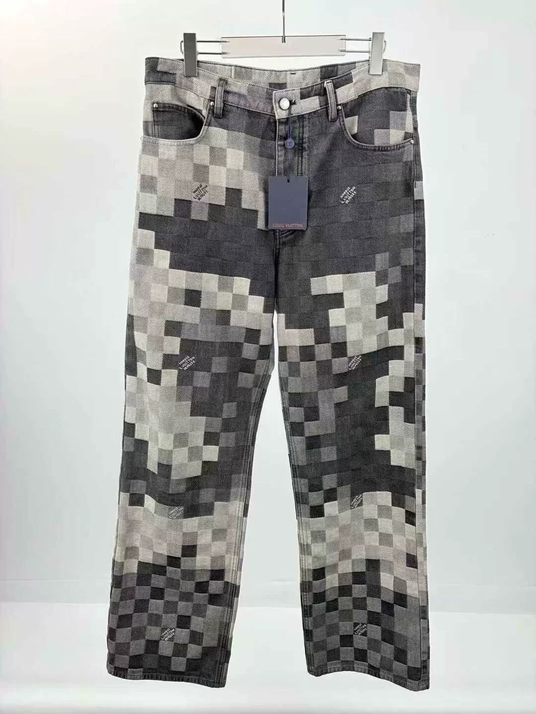 Louis Vuitton louis vuitton gray and white checkered denim pants Size US 32 / EU 48 - 1 Thumbnail