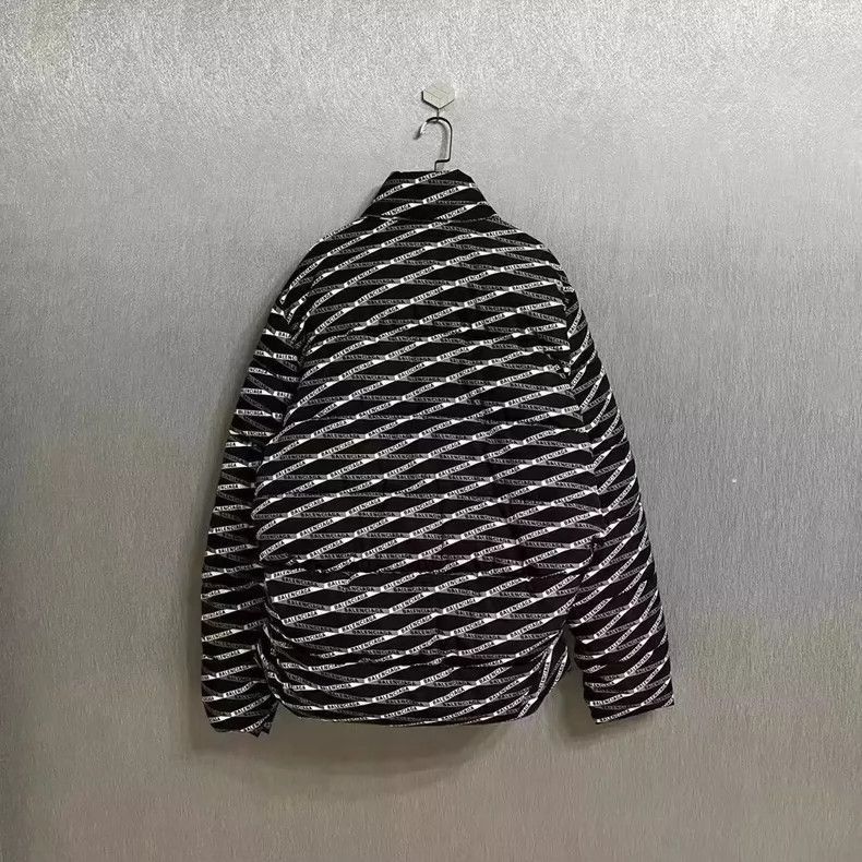 Balenciaga Balenciaga Padded Jacket with Distinctive Pattern-2505 Size US M / EU 48-50 / 2 - 2 Thumbnail