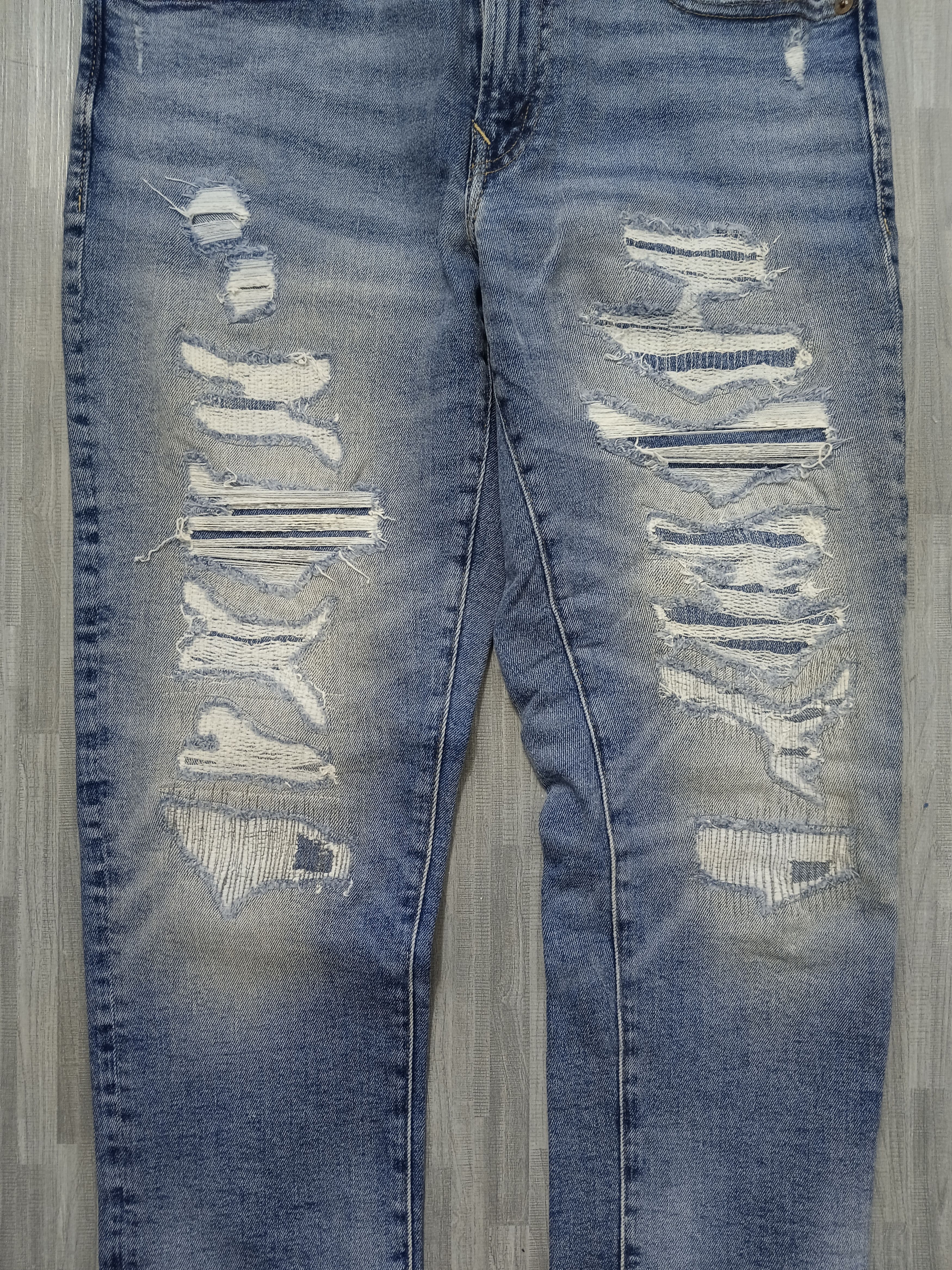 Japanese Brand DiSTRESSED DENIM PACTHWORK AMERICAN EAGLE STRETCHABLE Size US 30 / EU 46 - 6 Thumbnail