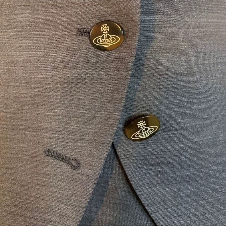 Vivienne Westwood Vivienne Westwood A gray suit with a bow tie Size XS / US 0-2 / IT 36-38 - 2 Thumbnail