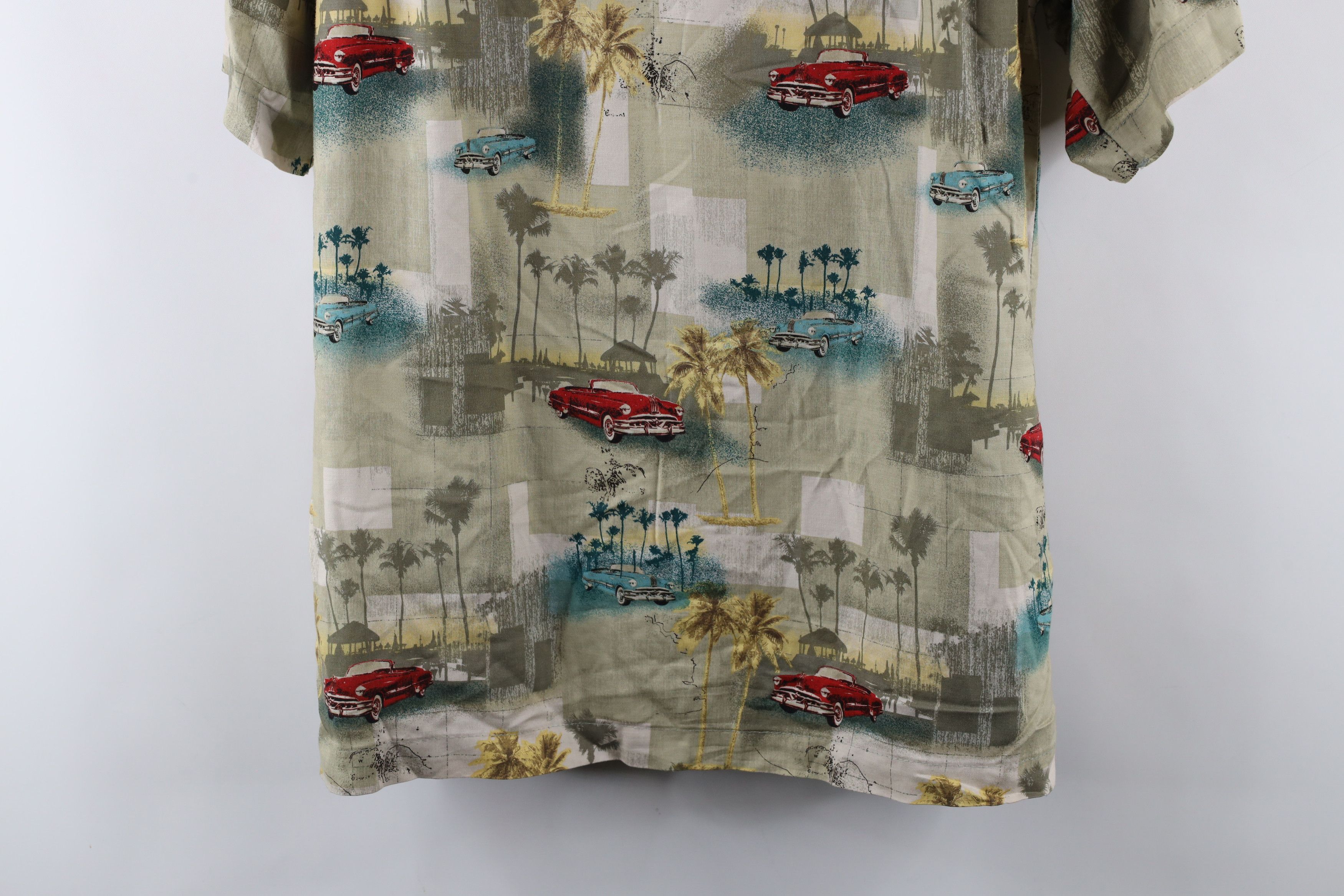 Vintage Vintage 90s Streetwear Car All Over Print Button Shirt Size US S / EU 44-46 / 1 - 9 Thumbnail