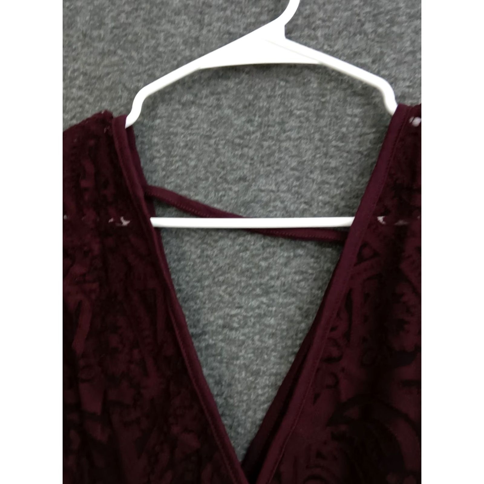 Vintage MAGIA Bodysuit Women's L Dark Red Wine Lace V-Neck One Size Slimming, Stretch Size ONE SIZE - 3 Thumbnail