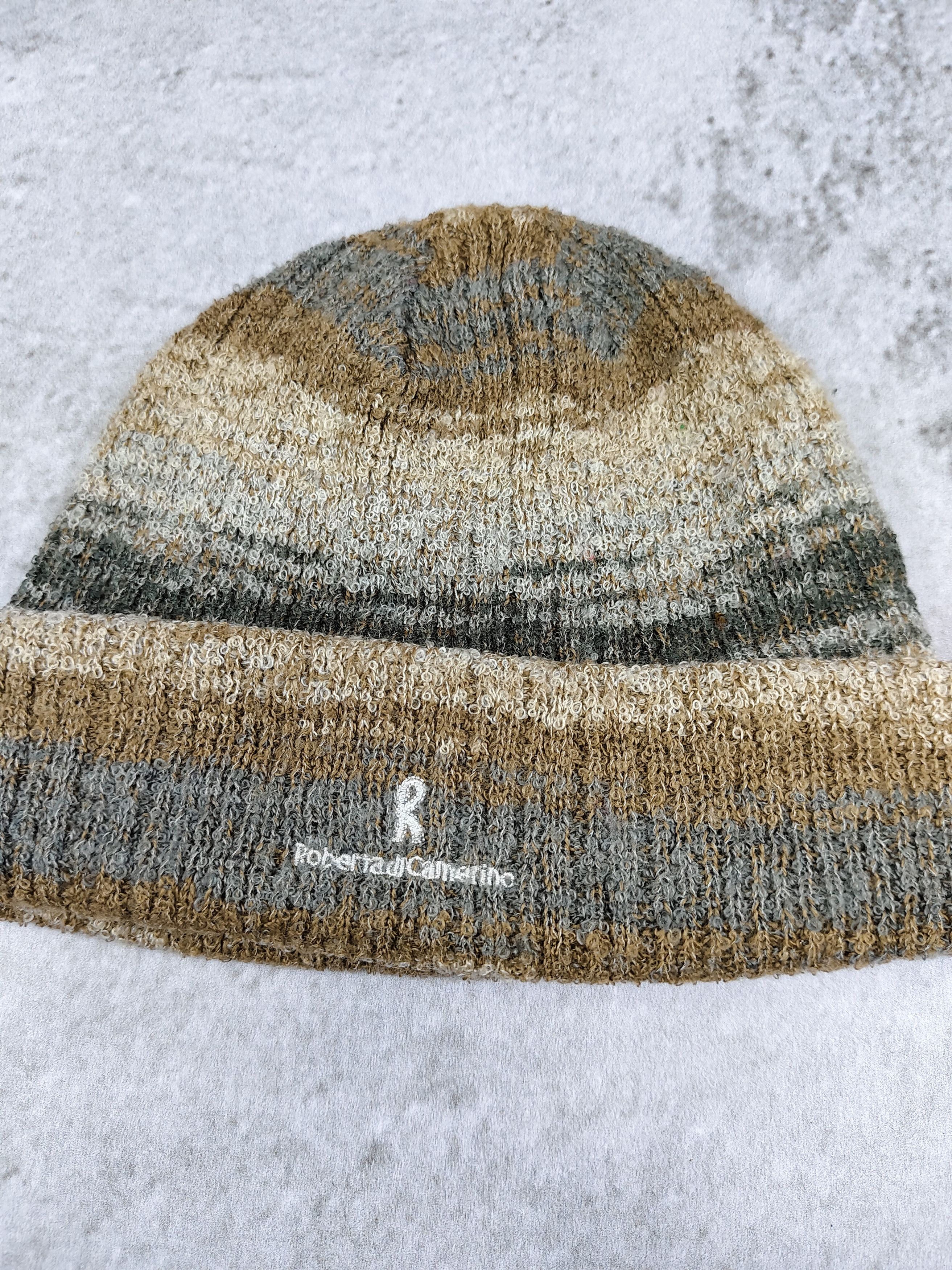 Japanese Brand 90s Roberta di Camerino- Embroidered Logo Streetwear Beanie Size ONE SIZE - 4 Thumbnail