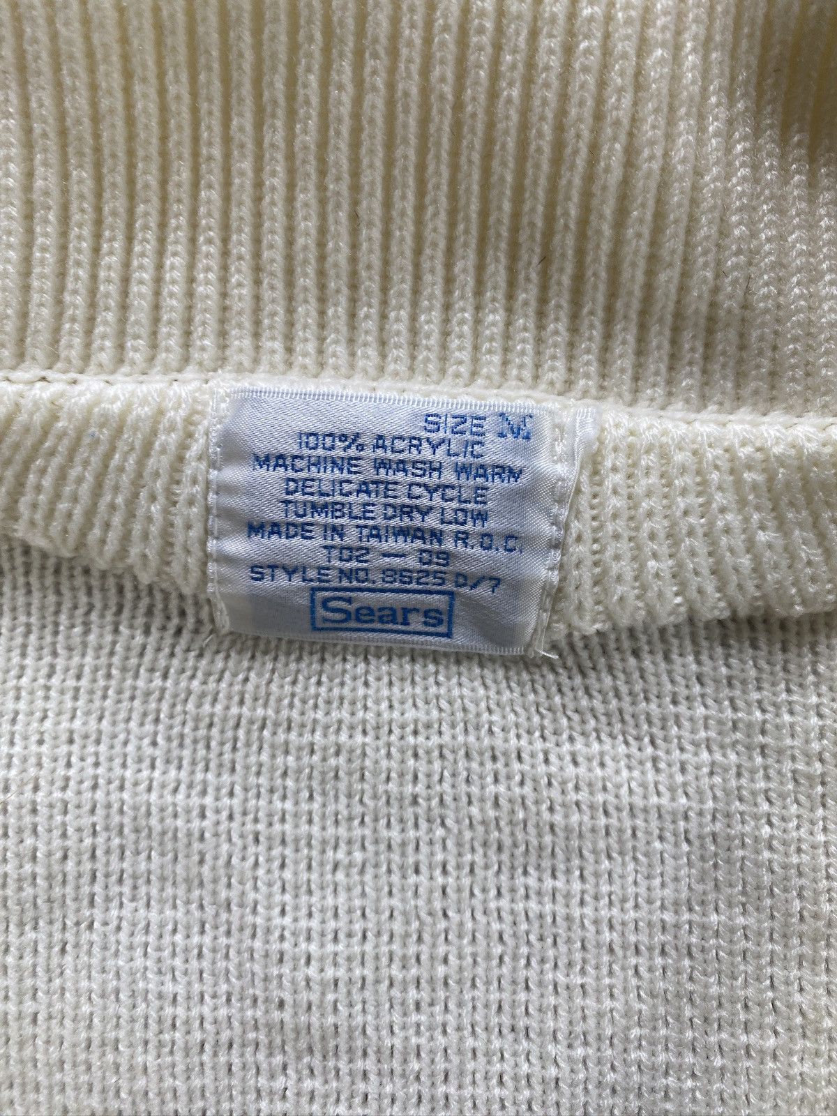Sears Vintage 70’s Sears Women’s Cream Cowl Neck Cardigan Sweater Size M / US 6-8 / IT 42-44 - 5 Thumbnail