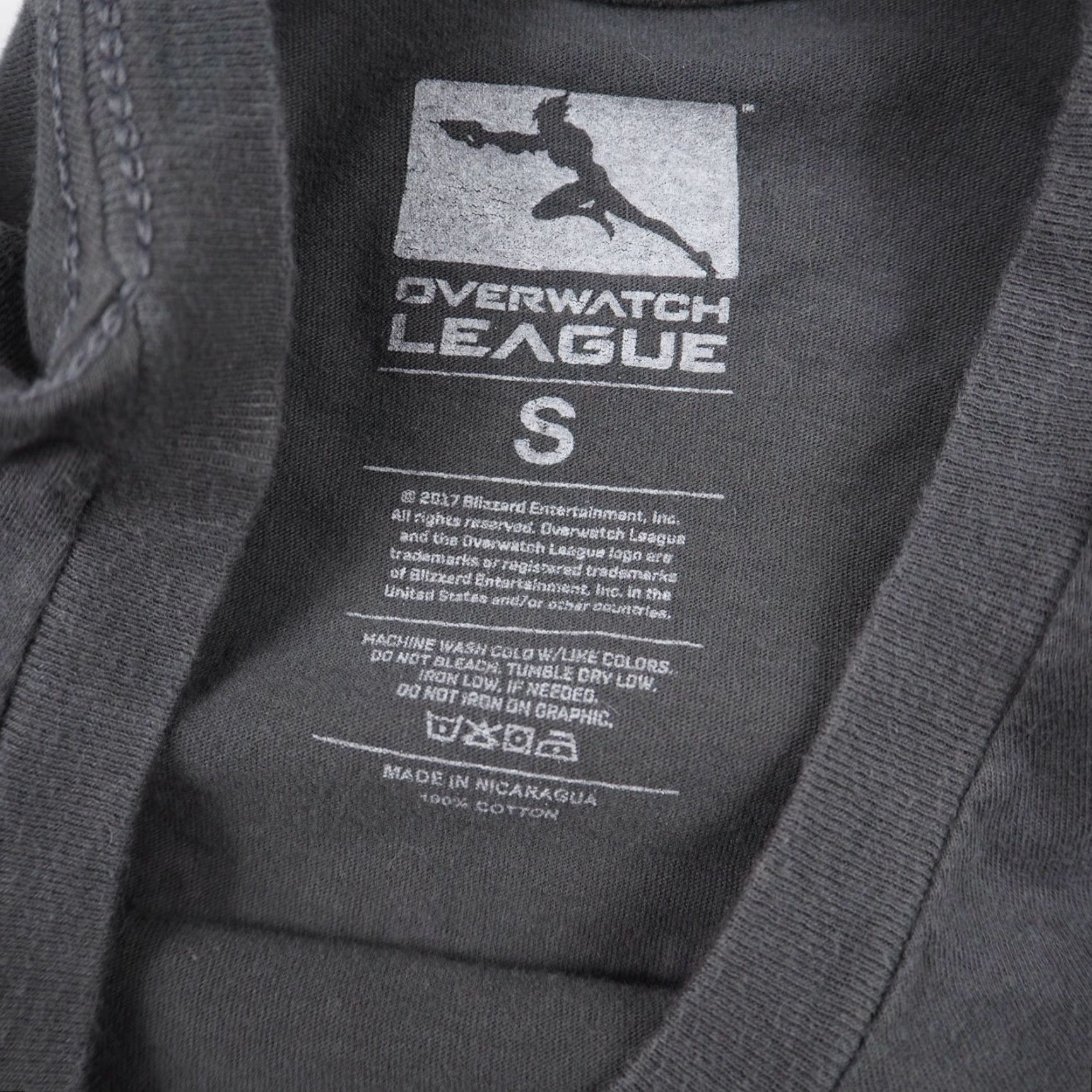 Vintage Blizzard Entertainment Overwatch League Dallas Fuel Gray Esports T-Shirt Adult Small Short Sleeve Crew Neck Mens Size US S / EU 44-46 / 1 - 8 Thumbnail