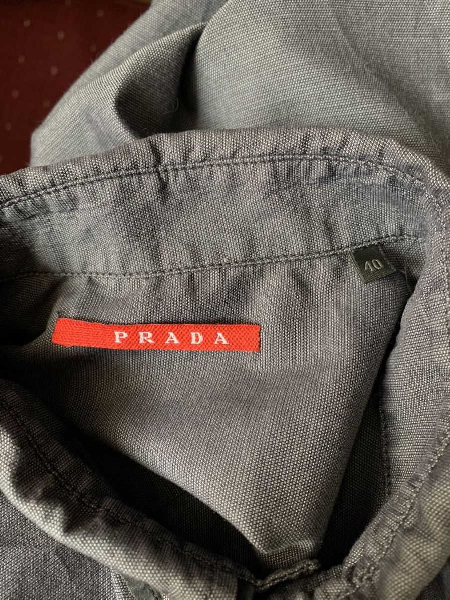 Prada Prada black mini logo shirt Size US S / EU 44-46 / 1 - 9 Thumbnail