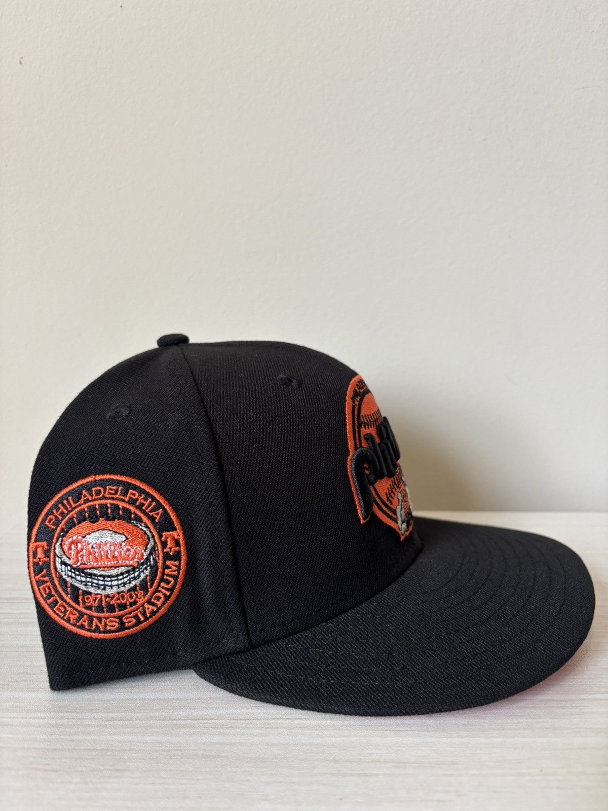 New Era Philadelphia Phillies Fitted Size 7 3/8 Fast n Furious Size ONE SIZE - 2 Thumbnail