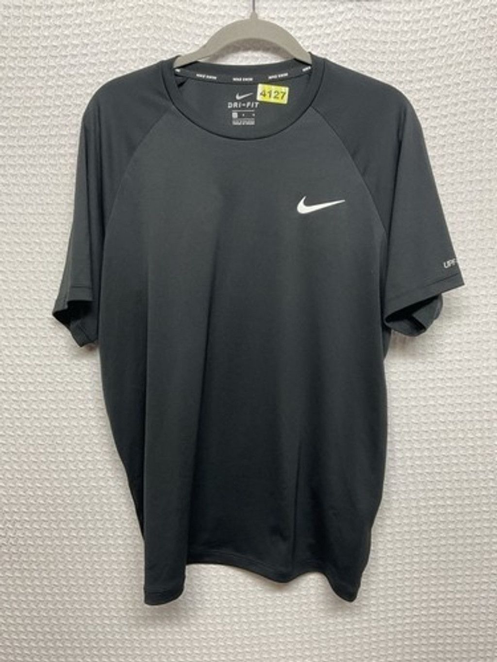 Nike NWOT Nike Dri-Fit UPF40+ Black Short Sleeve Swim Shirt Men L Size US L / EU 52-54 / 3 - 7 Thumbnail