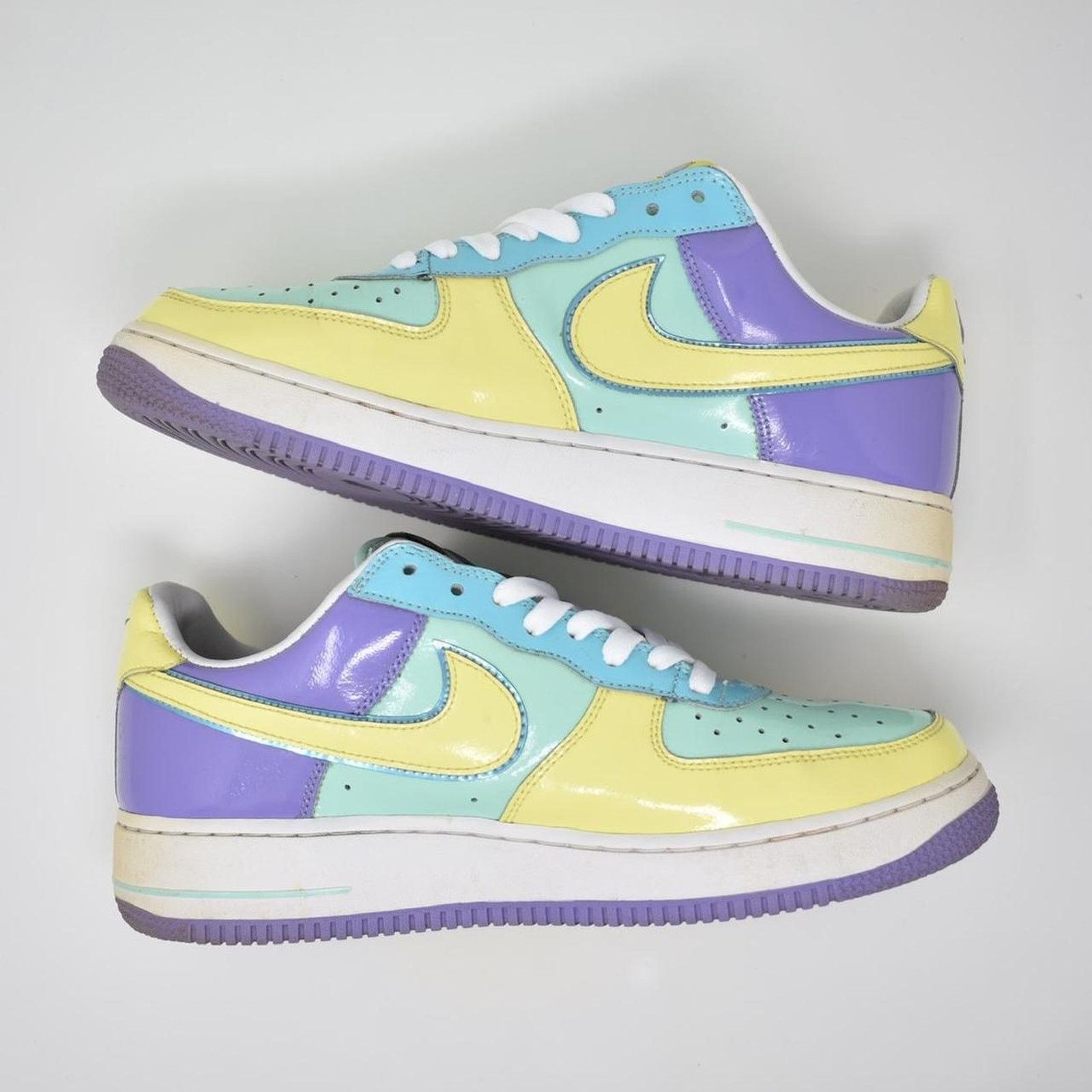 Nike 2006 Nike Air Force 1 Low “Easter Egg” Size US 10 / EU 43 - 4 Thumbnail