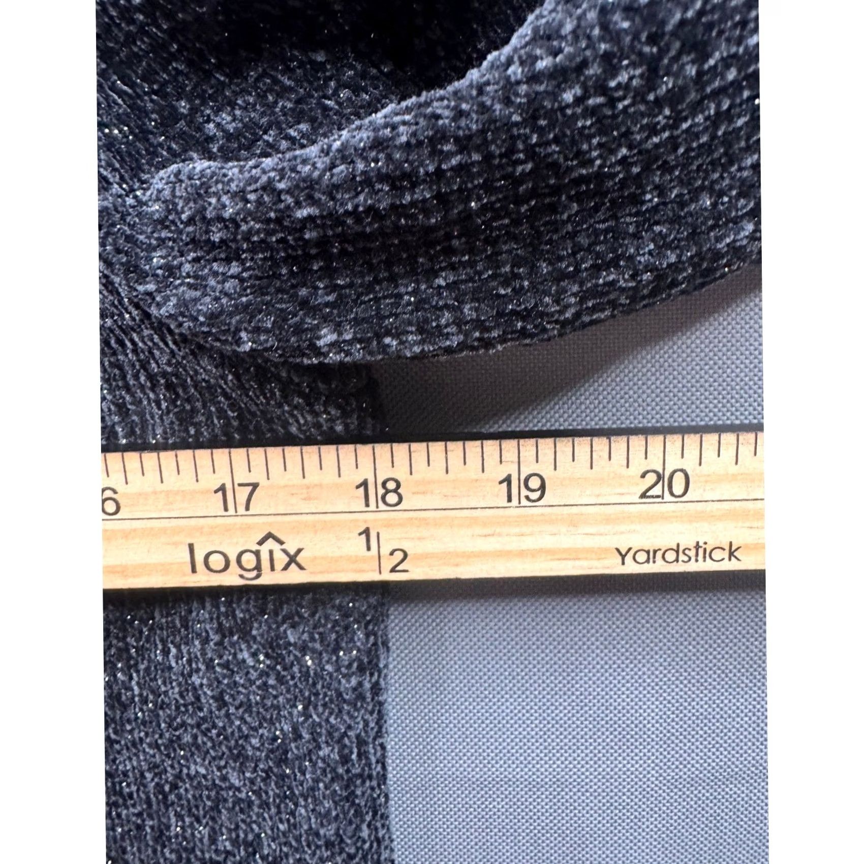 Vintage Michael Kors Womens Chenille Puff Sleeve Crew Neck Sweater M Charcoal Gray Size M / US 6-8 / IT 42-44 - 3 Thumbnail