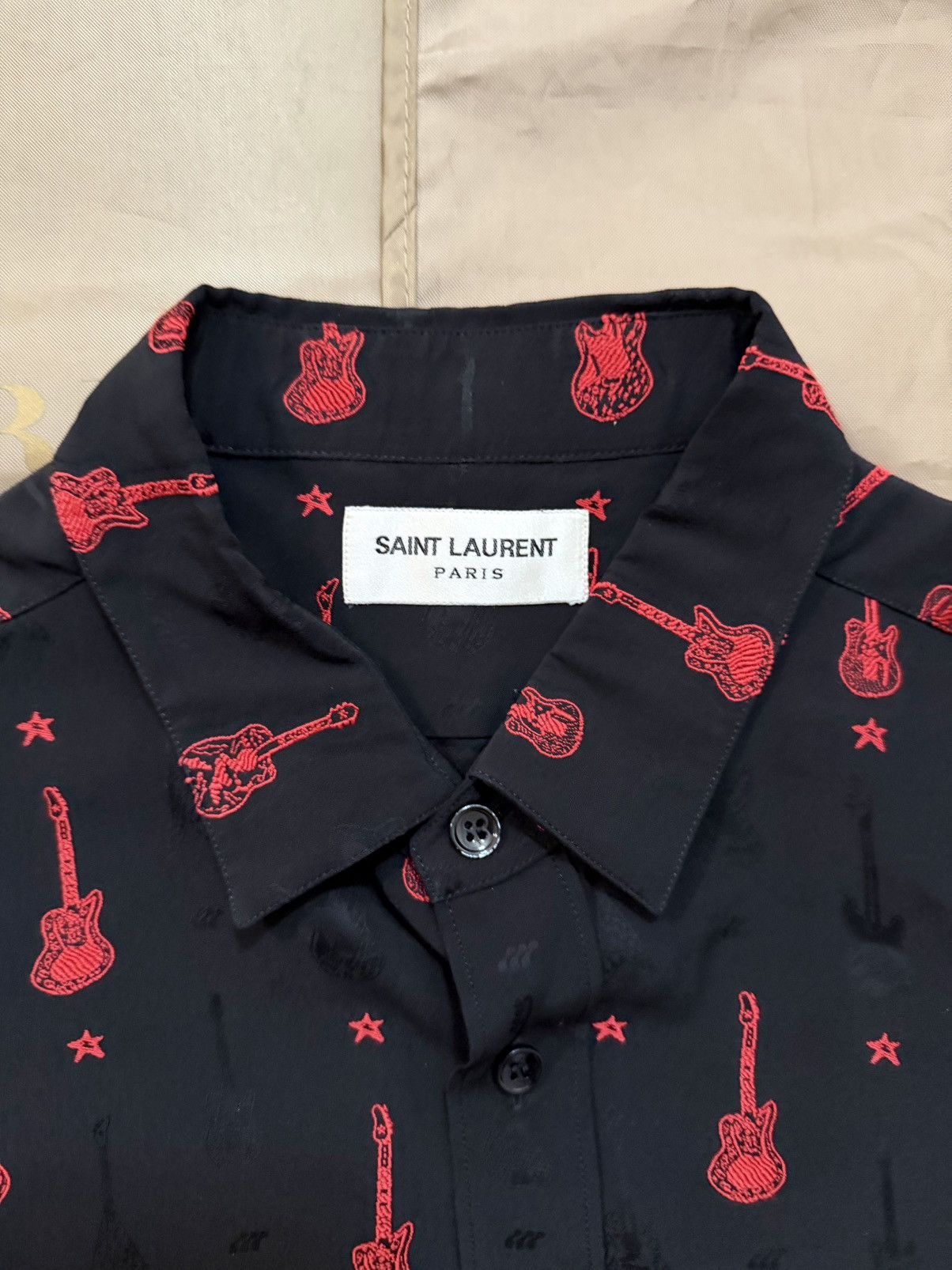 Saint Laurent Paris Saint Laurent guitar embroidered woven shirt size 15 3/4(40) Size US M / EU 48-50 / 2 - 2 Thumbnail