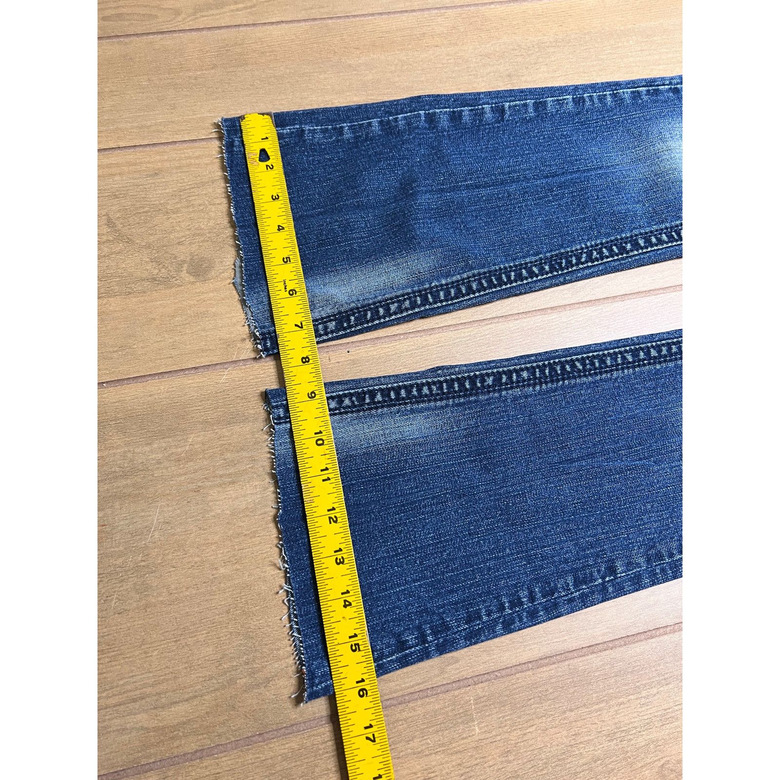 Rock Revival Y2K Rock Revival Women’s Sz 26 Low Rise Blue Denim Flared Size 26" / US 2 / IT 38 - 7 Thumbnail