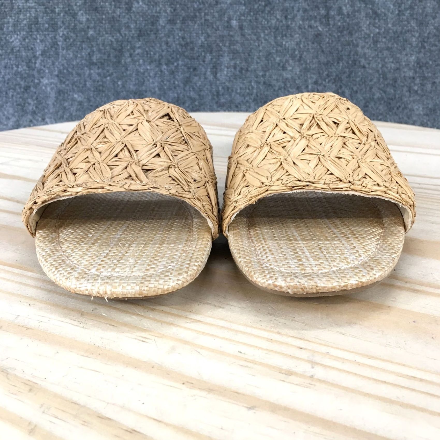 Vintage A New Day Sandals Womens 8 Raffia Woven Slide Tan Slip On Open Toe Casual Flats Shoes Womens 8 Sandals Slide Raffia Open Toe Tan Casual Flats Size US 8 / IT 38 - 7 Thumbnail