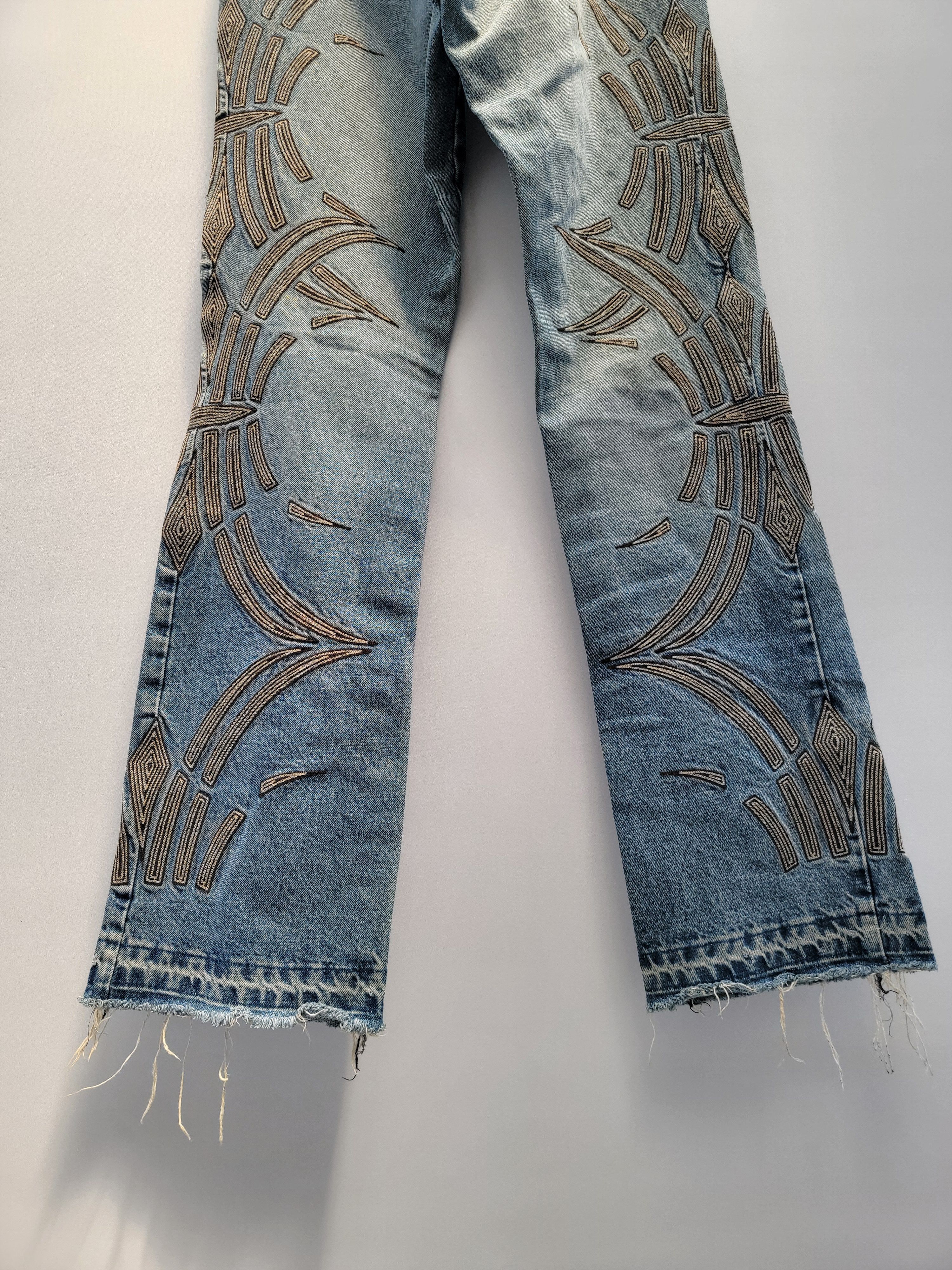 Roberto Cavalli Roberto Cavalli Vintage Y2K Tribal Embroidered Jean Size W32 Size US 32 / EU 48 - 7 Thumbnail