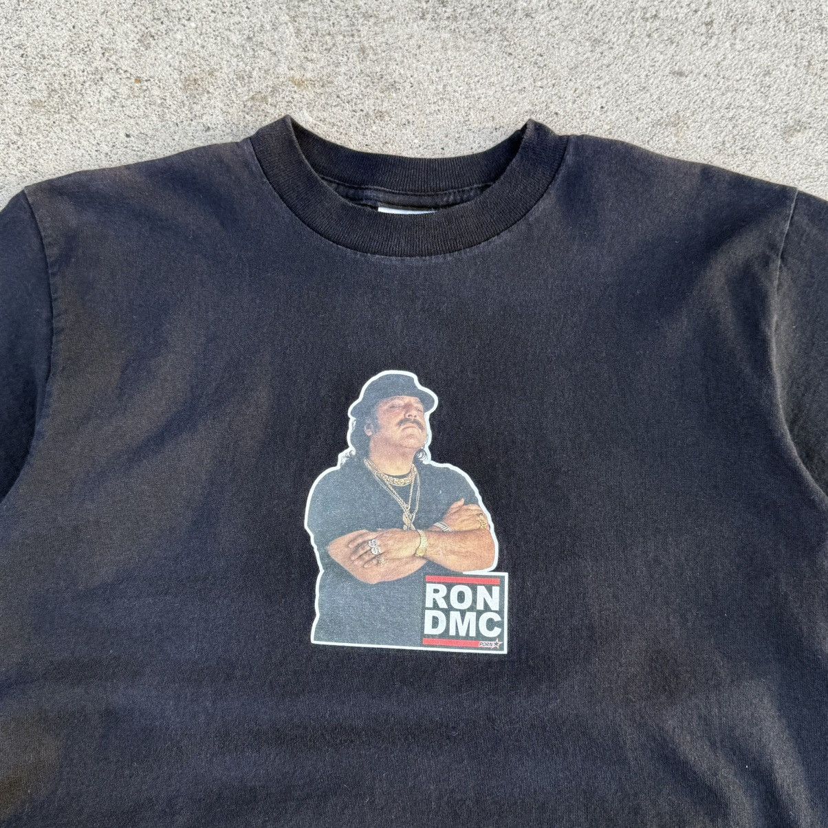 Vintage Vintage 90’s Porn Star Ron DMC Men’s Graphic T-Shirt Size M Size US M / EU 48-50 / 2 - 2 Thumbnail
